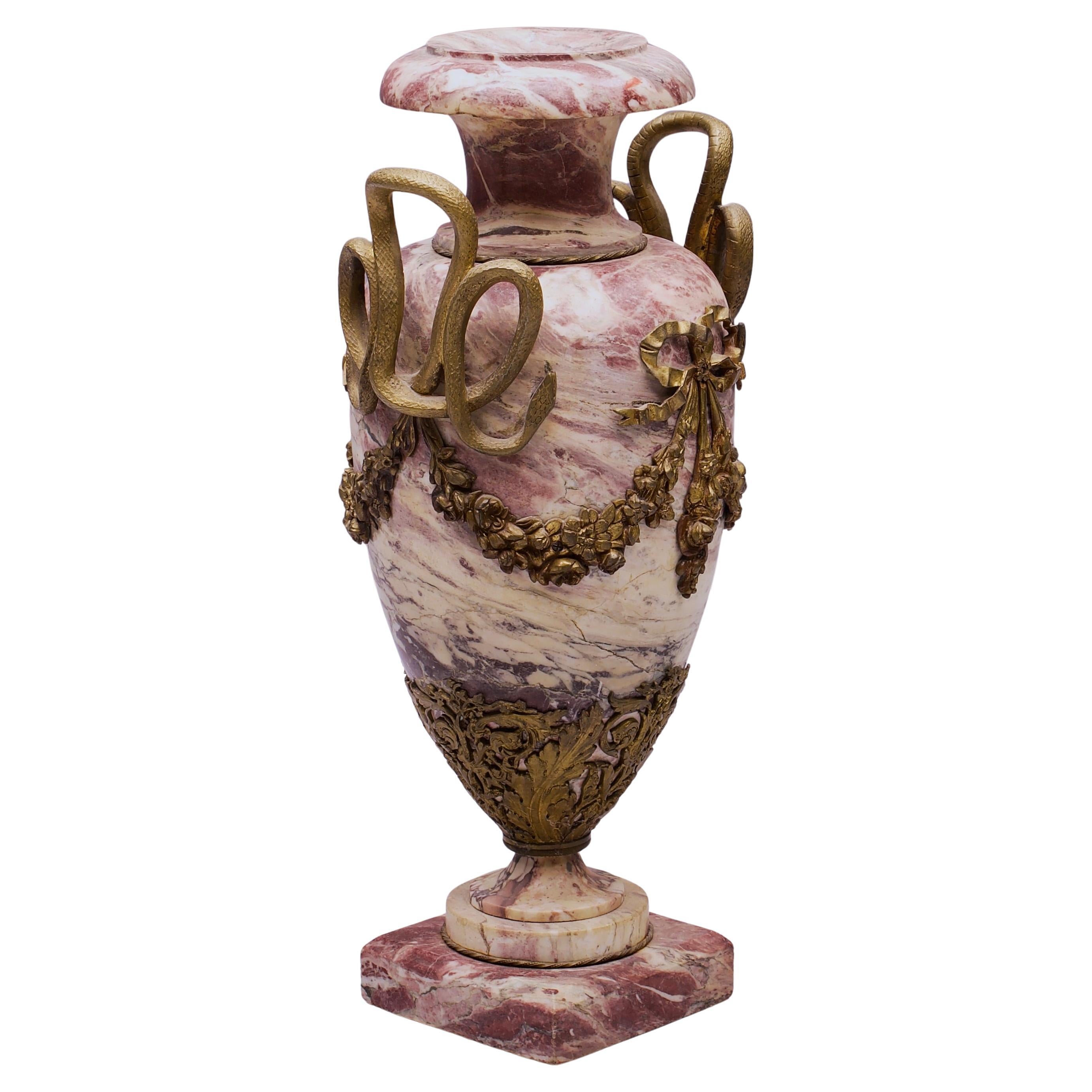 Antica urna in marmo massiccio e bronzo dorato del XIX secolo form A