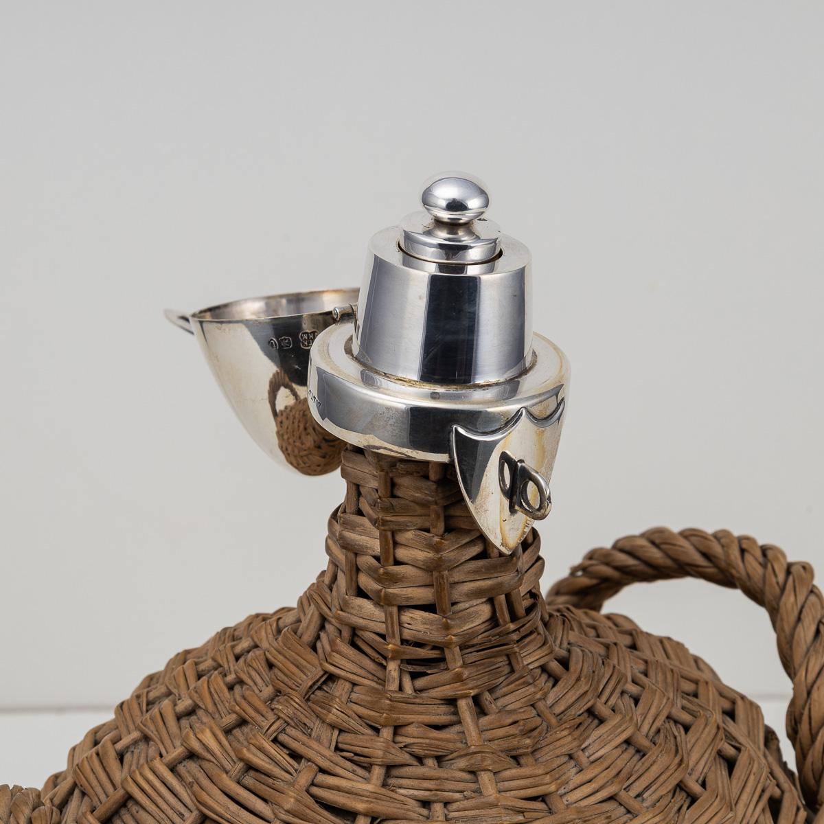 Antico decanter in argento massiccio e cesto di vimini del XIX secolo, Hukin and Heath c.1895 in vendita 4