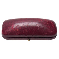 Boîte à épingles antique du XIXe siècle, en cuir rouge bombé
