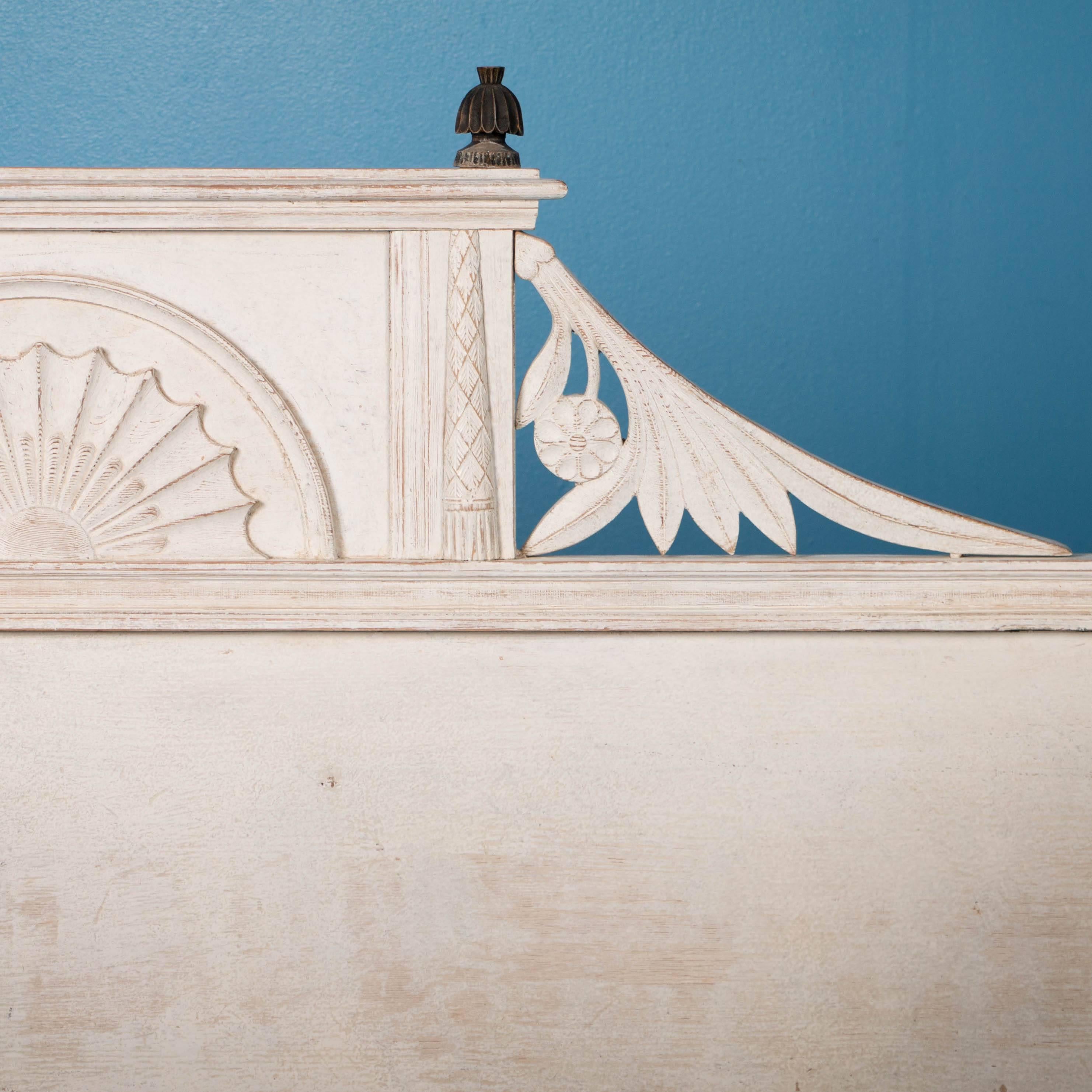 Antique 19th Century Swedish Gustavian Bench Painted White 5