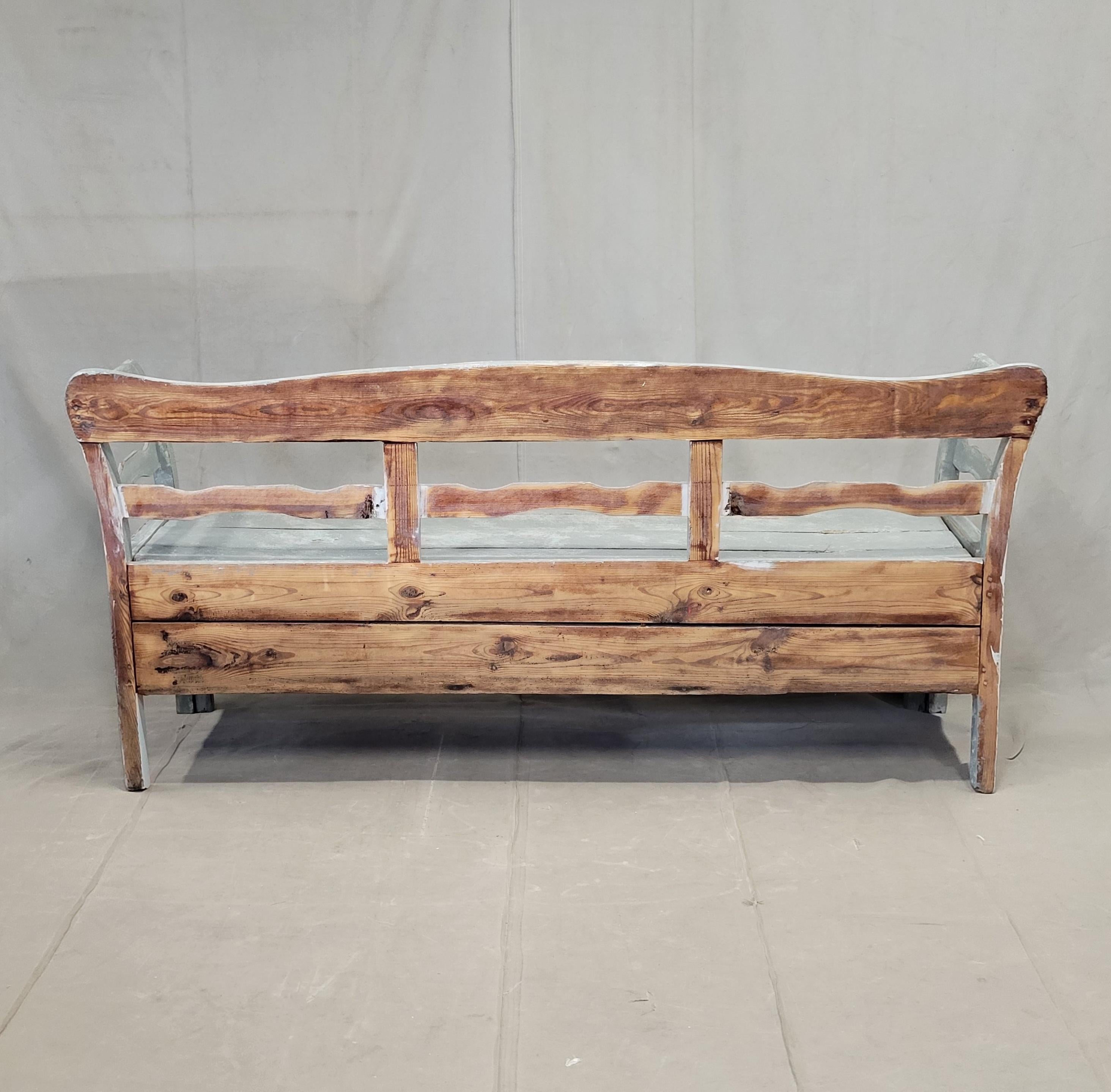Antique 19th Century Swedish Storage Bench with Blue/Gray Paint and Linen Cushio For Sale 13