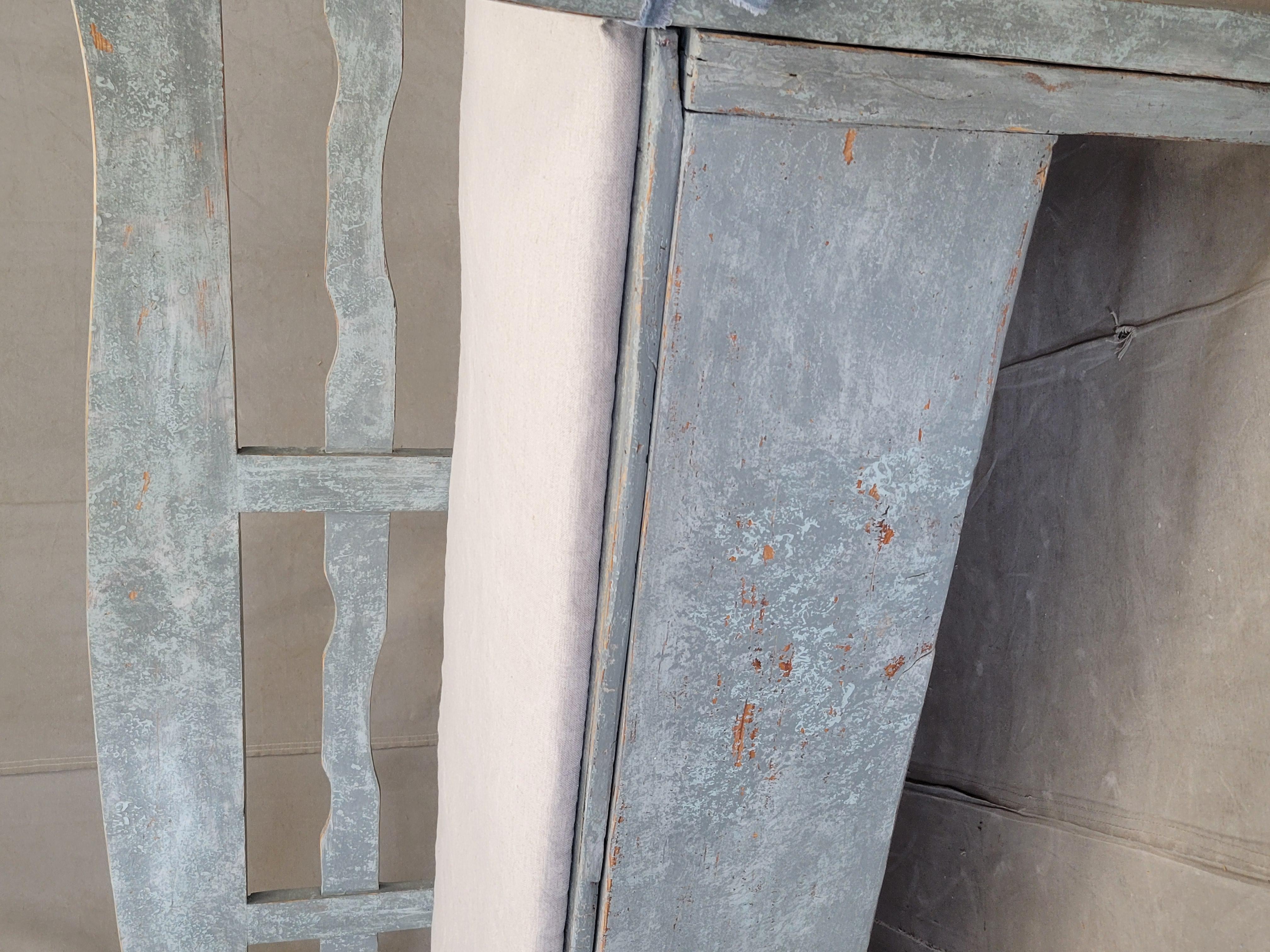 Pine Antique 19th Century Swedish Storage Bench with Blue/Gray Paint and Linen Cushio For Sale