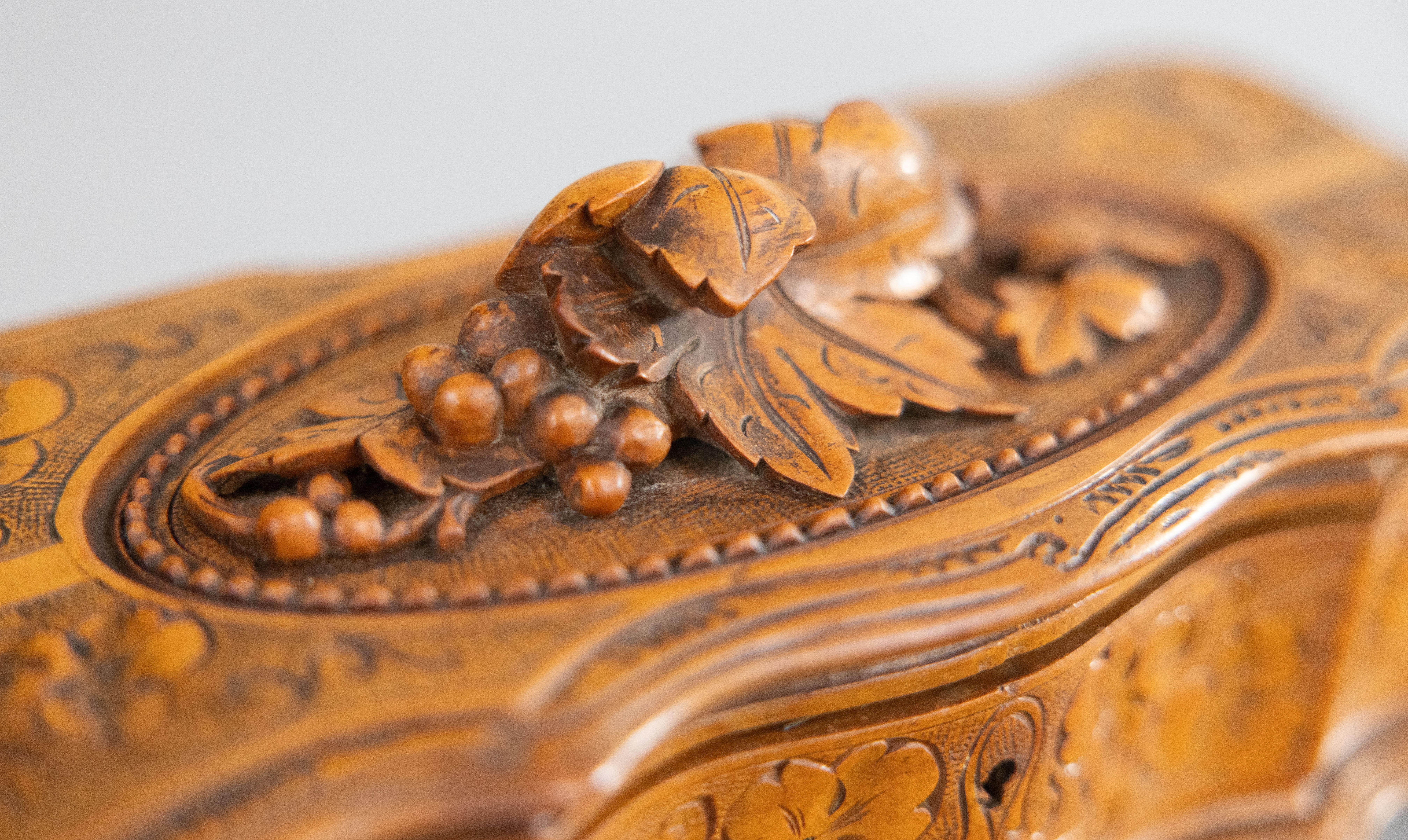 Antique 19th Century Swiss Black Forest Carved Box, Lock & Key For Sale 5