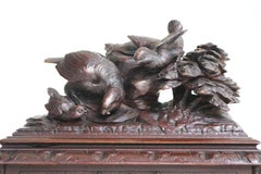 Antica scatola per gelateria Black Forest del XIX secolo con 3 uccelli intagliati a mano