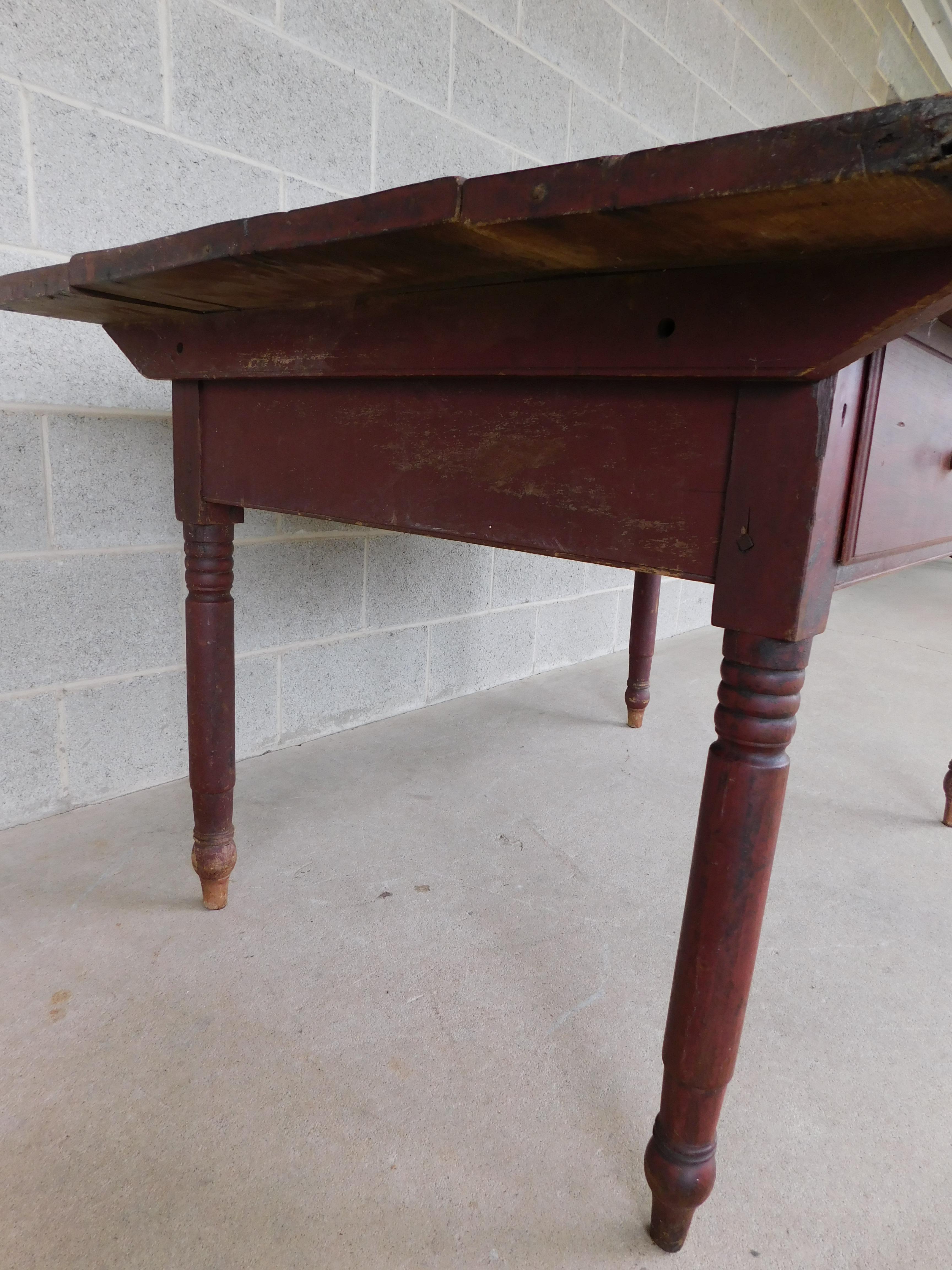 Antique 19th Century Tavern Work Dining Table For Sale 3