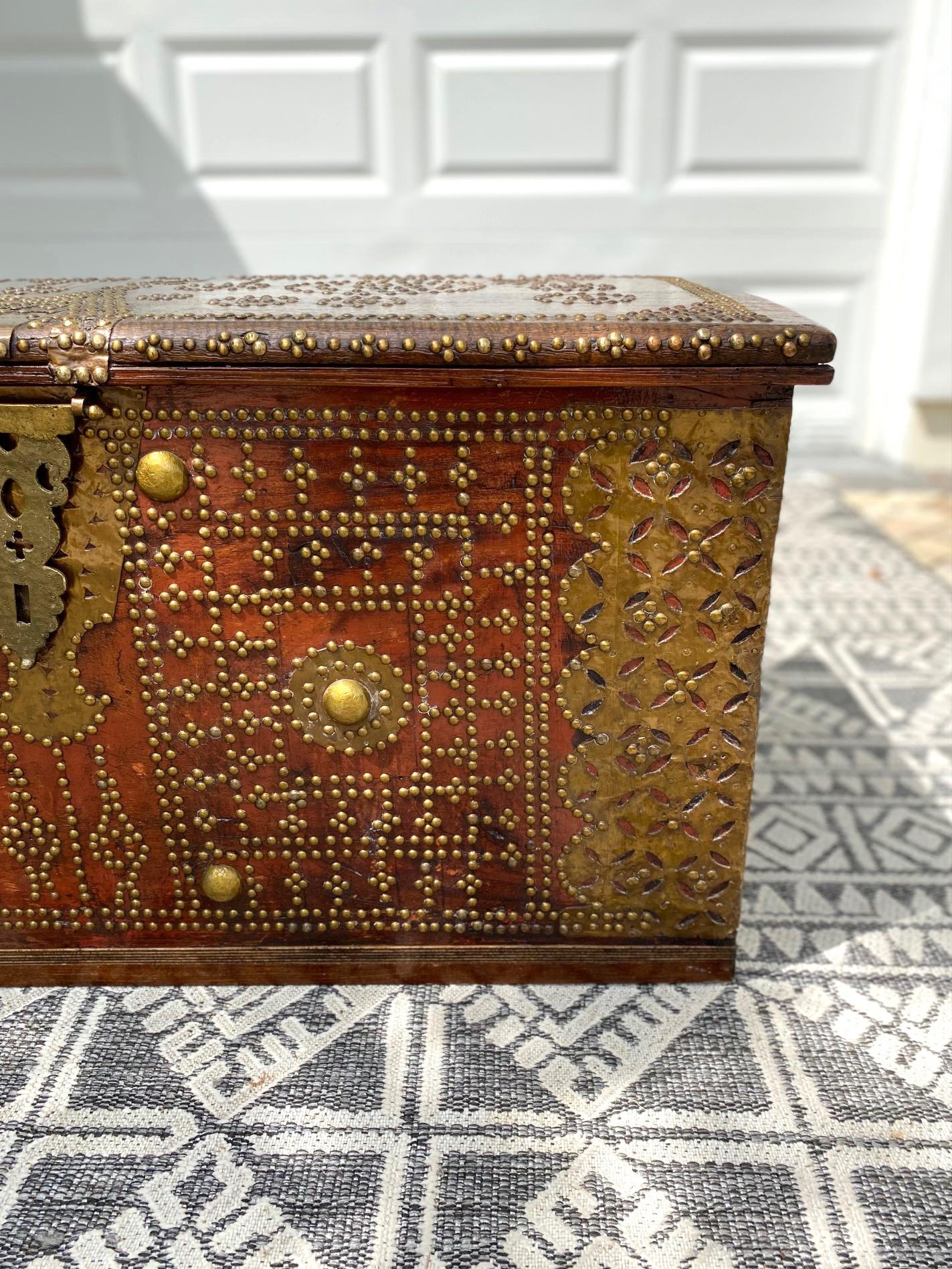 19th Century Antique Zanzibar Chest in Teak Wood and Brass Studs 1