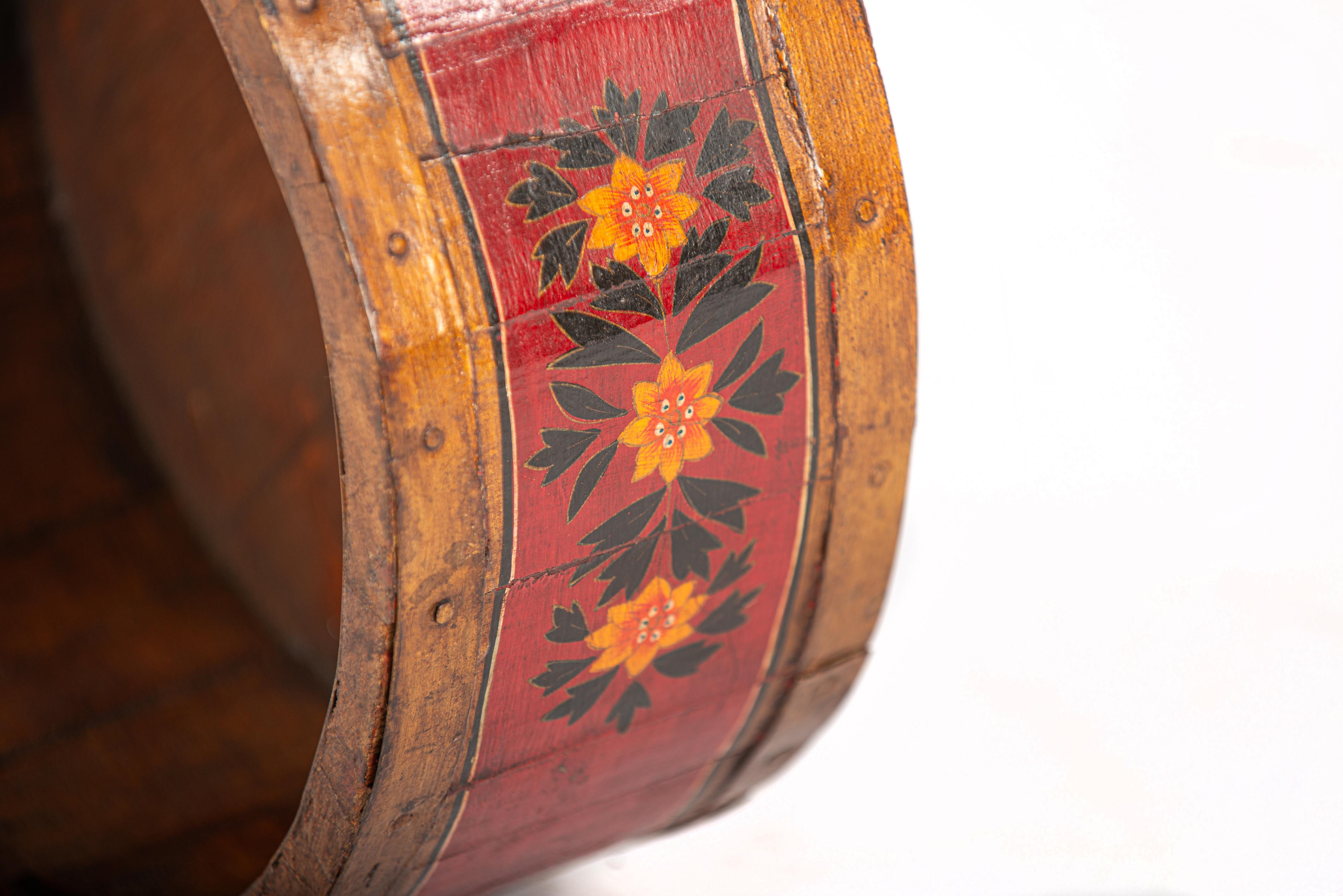 Antique 19th century traditional Dutch hand painted grain measure container bowl For Sale 5