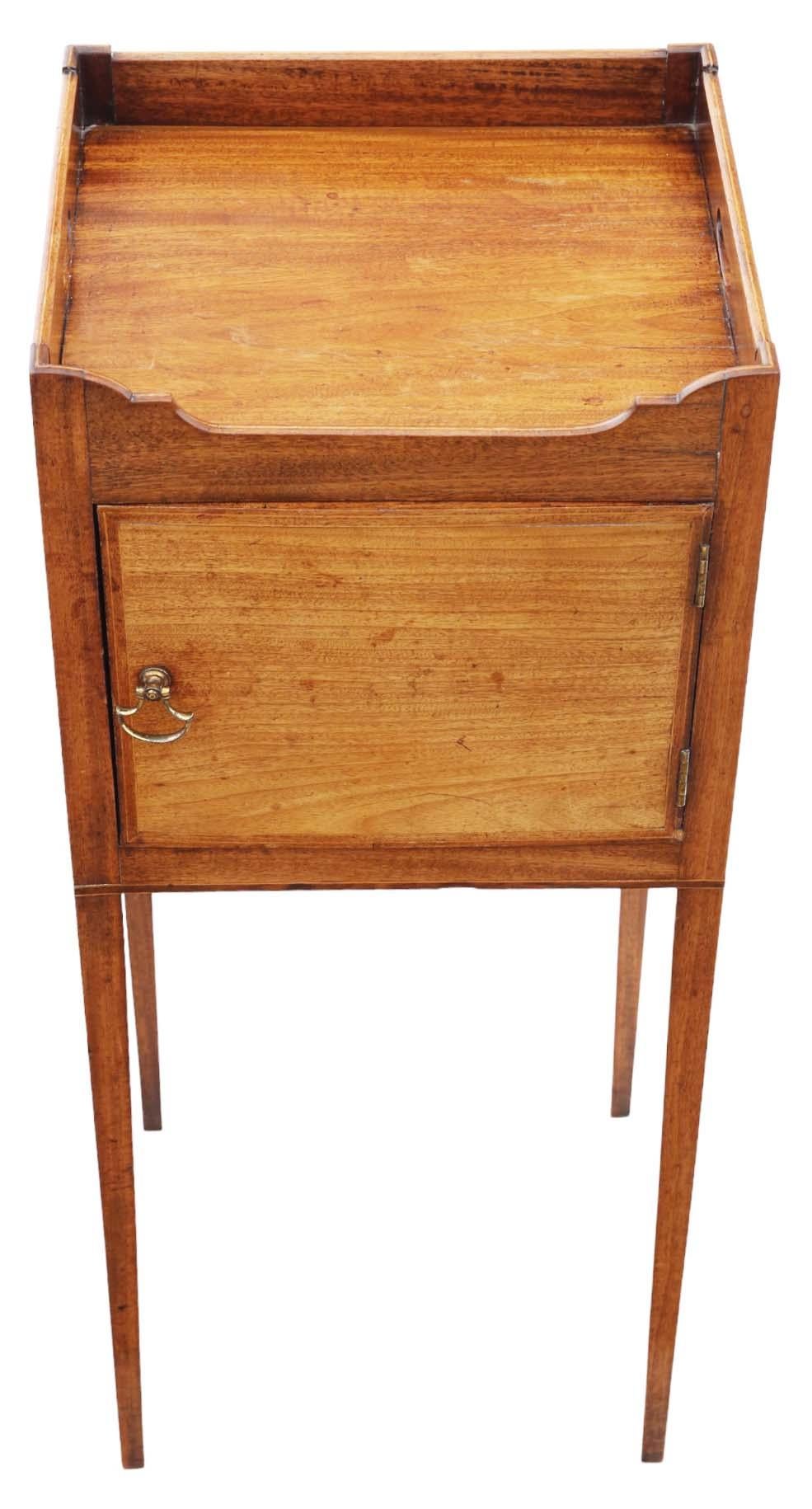 Antique 19th Century Tray Top Nightstand Washstand Bedside Mahogany  Table For Sale 1