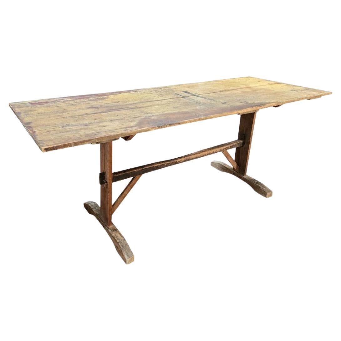 Ancienne table à tréteaux en pin du 18e siècle  en vente