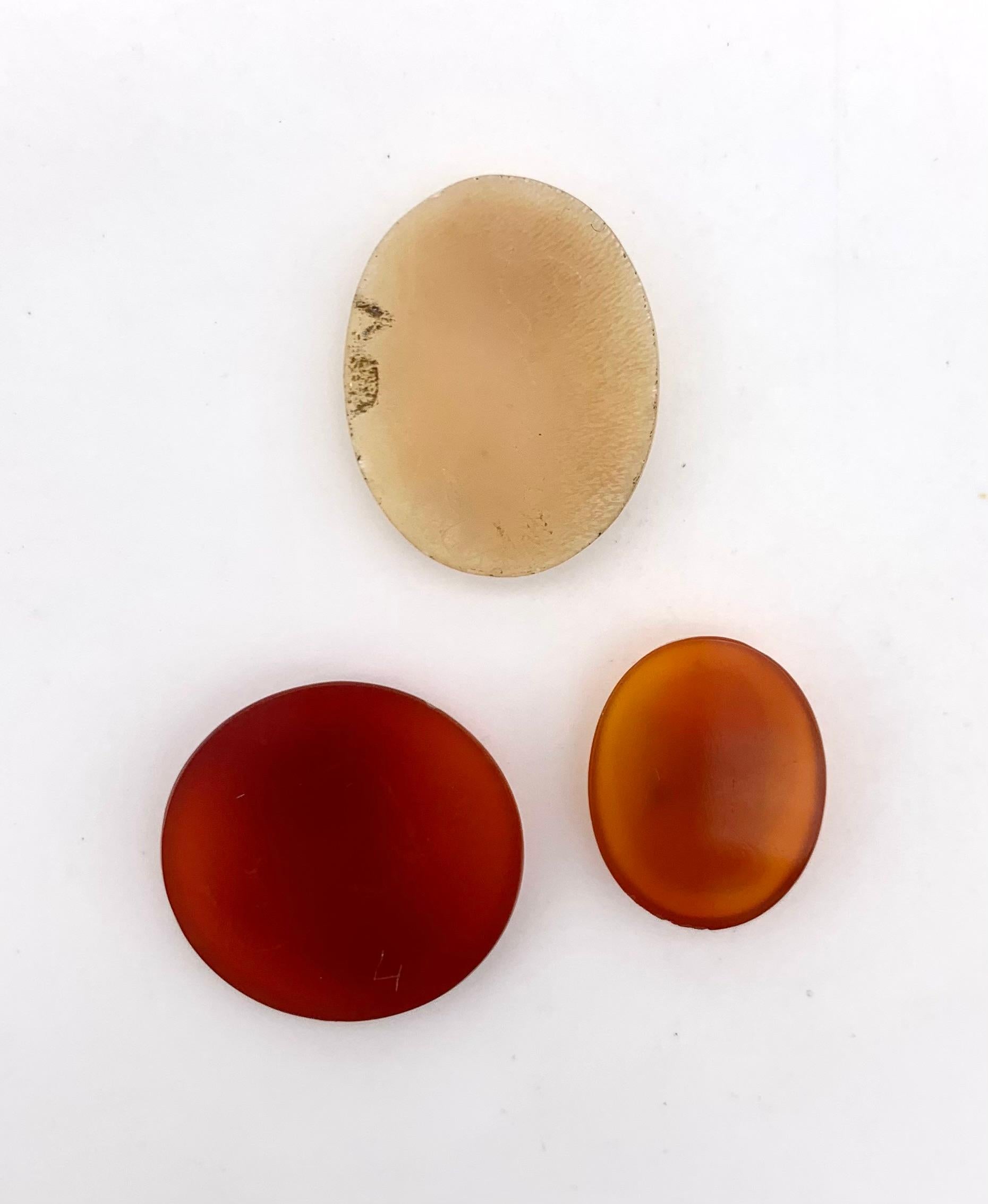 Victorian Antique 19th century Two Hard Stone Agate Cameos One Shell Cameos Unmounted For Sale