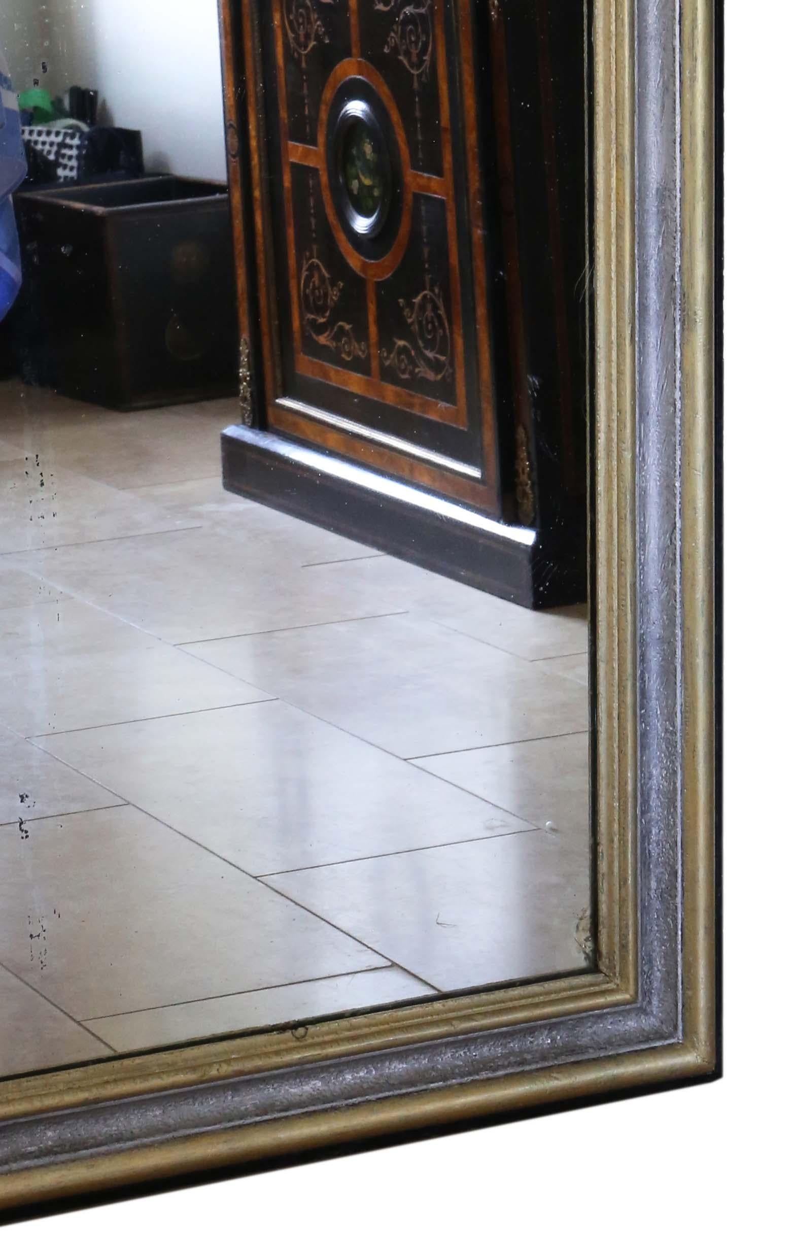 Verre Miroir mural ancien du 19ème siècle de très grande qualité, en argent ébénisé et doré en vente