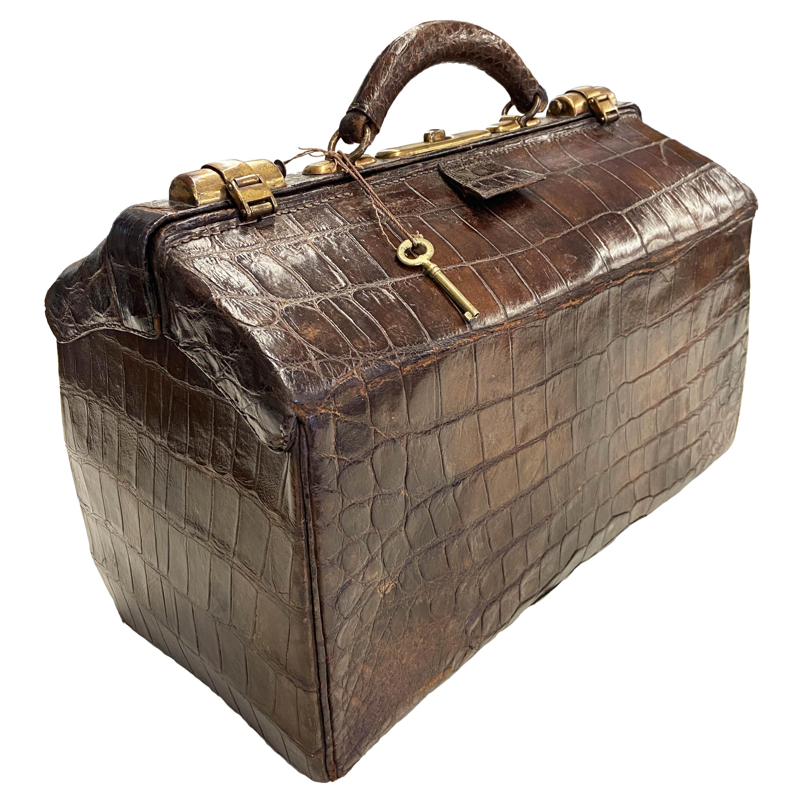 Antique sac de médecin victorien du 19ème siècle en peau d'alligator