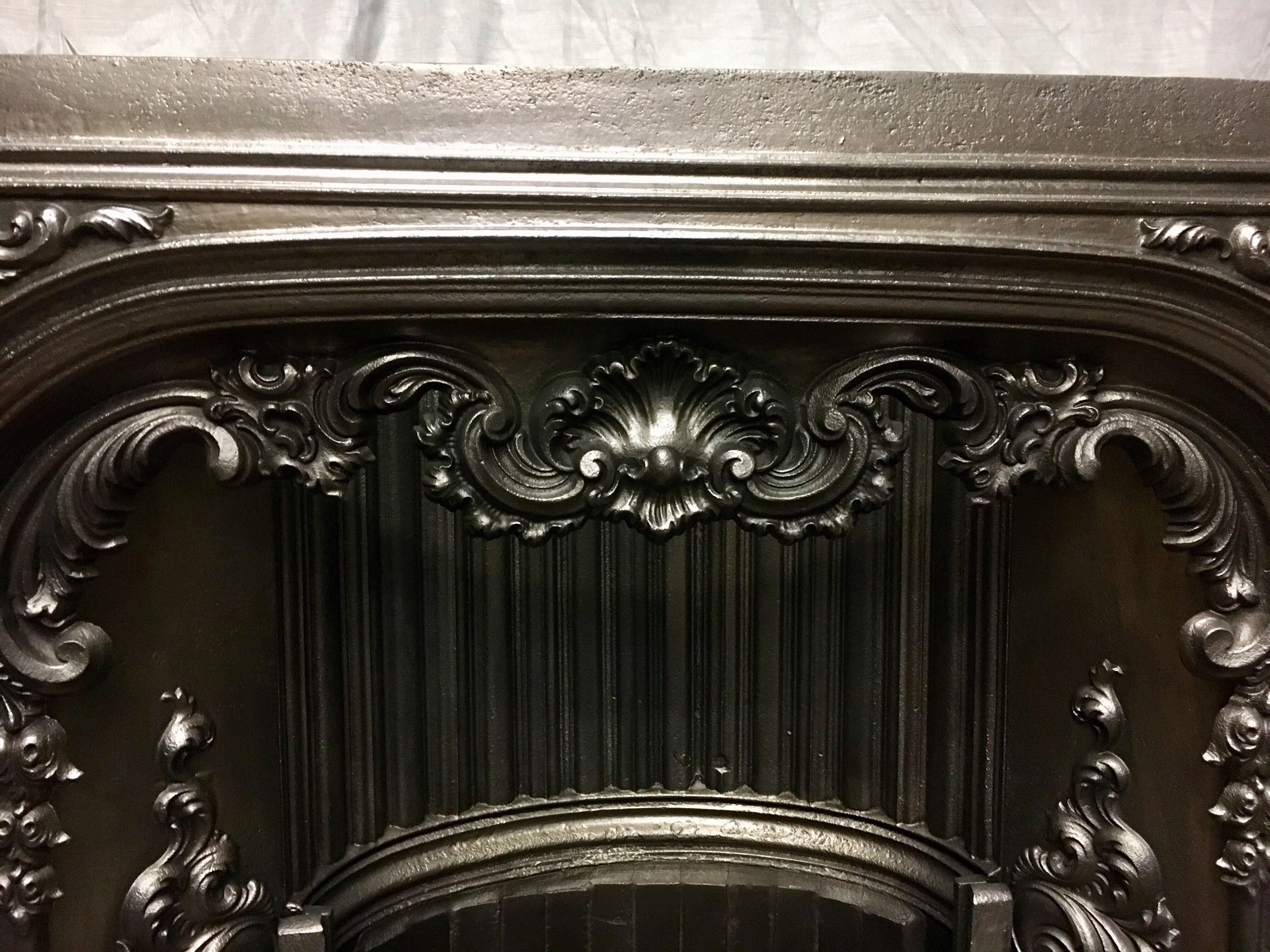 Mid-19th Century Antique 19th Century Victorian Cast Iron Fireplace Insert