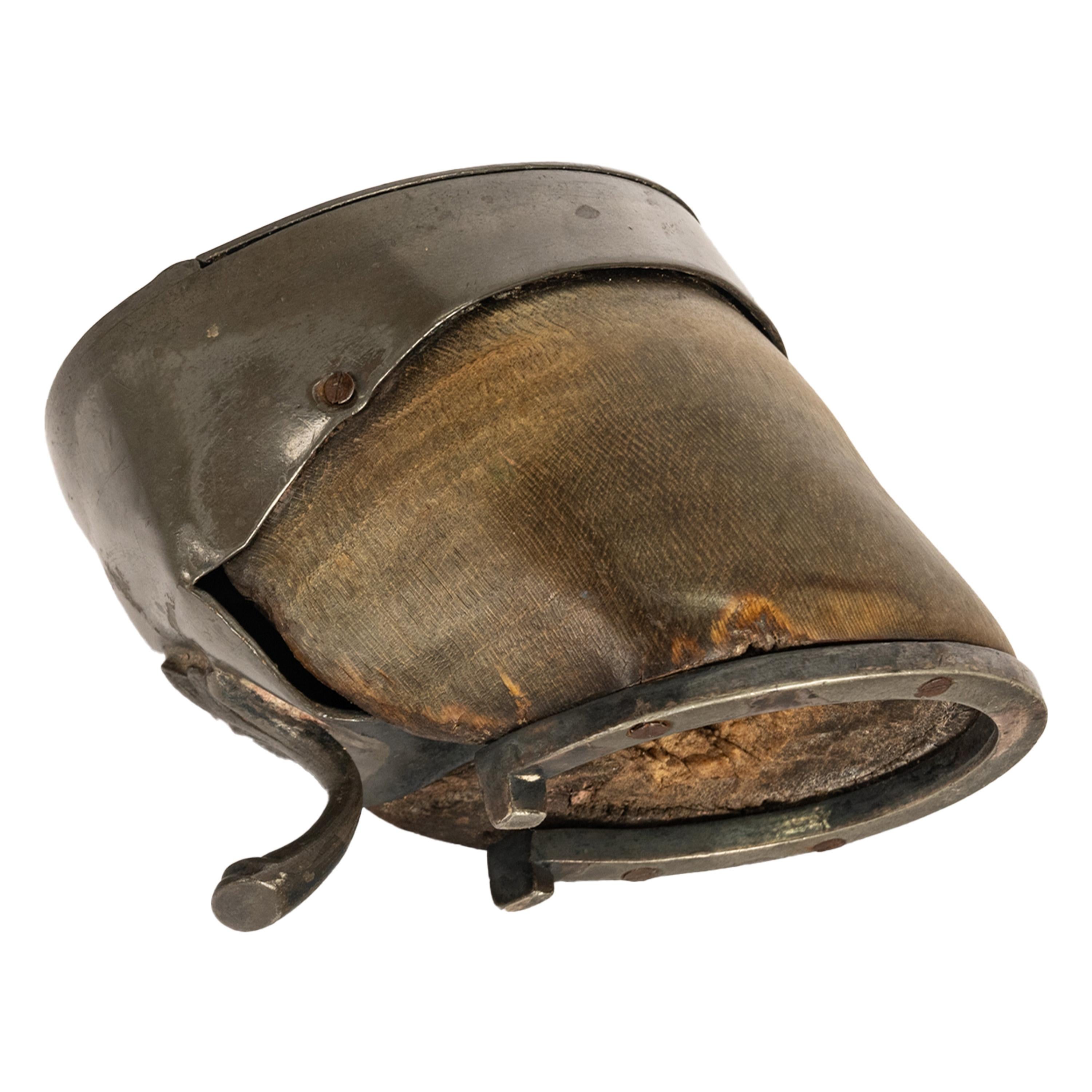 Ancienne tabatière victorienne du 19ème siècle, gravée de chevaux, de cheval, de sabots et d'étain 1860 en vente 6