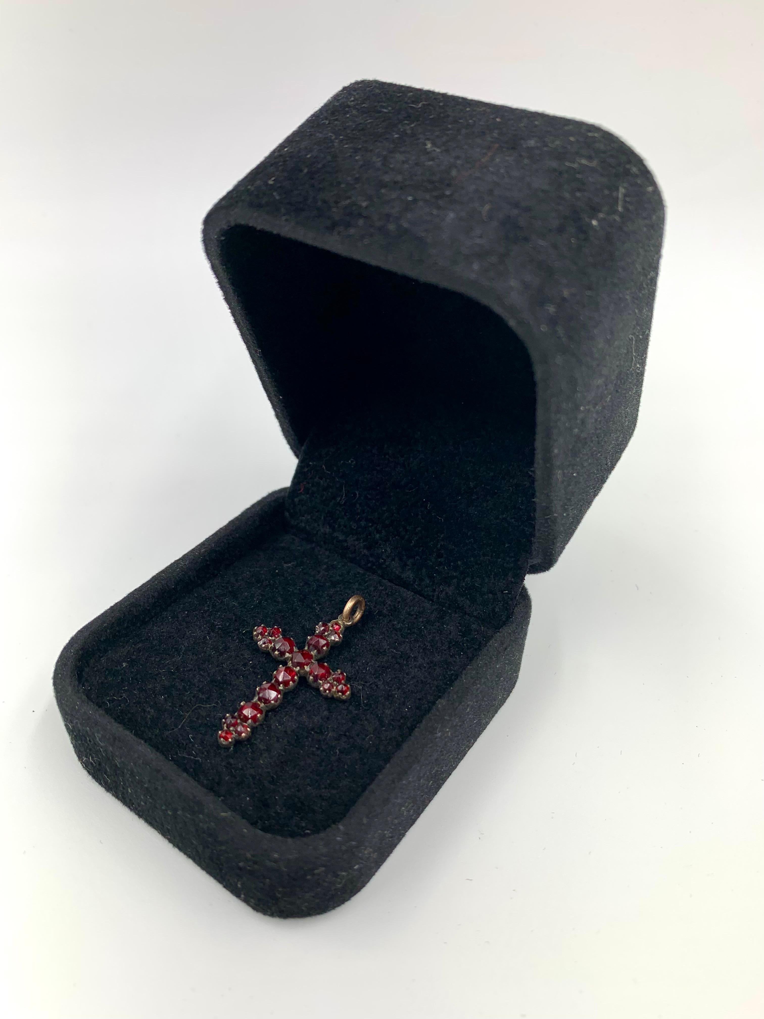 Or Croix victorienne du 19ème siècle en or rose et argent 14 carats en vente