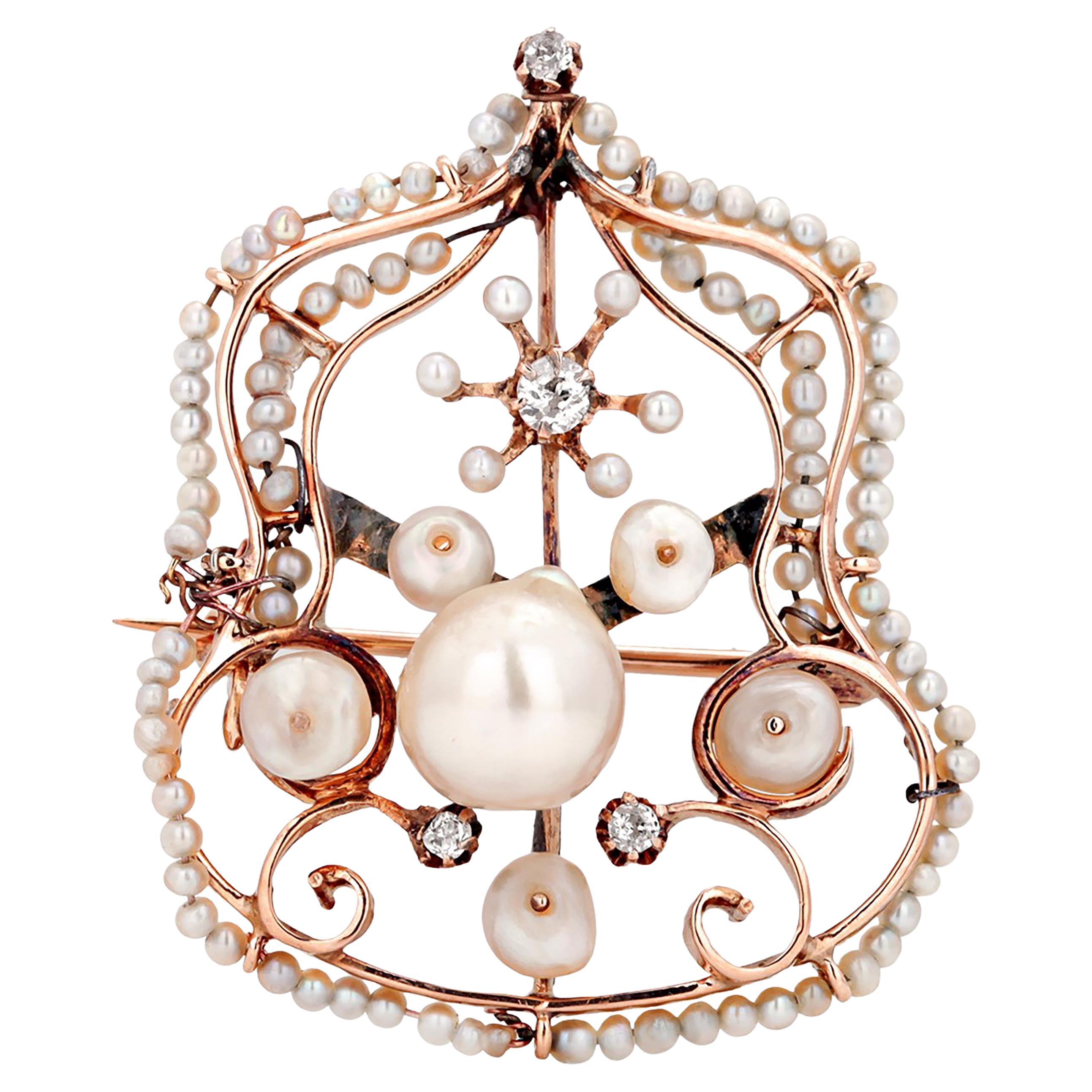 Antique 19th Century Victorian Yellow Gold Brooch Pendant Pearls and Diamonds