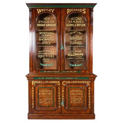 A.I.C. C.C. Ancienne vitrine d'armurerie victorienne en acajou du 19ème siècle c.1880