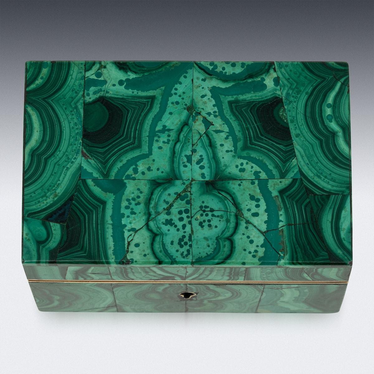 Malachite Boîte victorienne ancienne du 19ème siècle en malachite et laiton c.1890