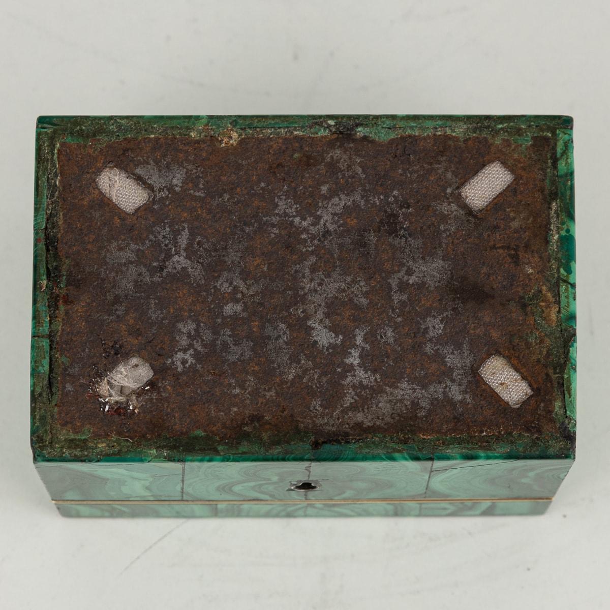 Boîte victorienne ancienne du 19ème siècle en malachite et laiton c.1890 1