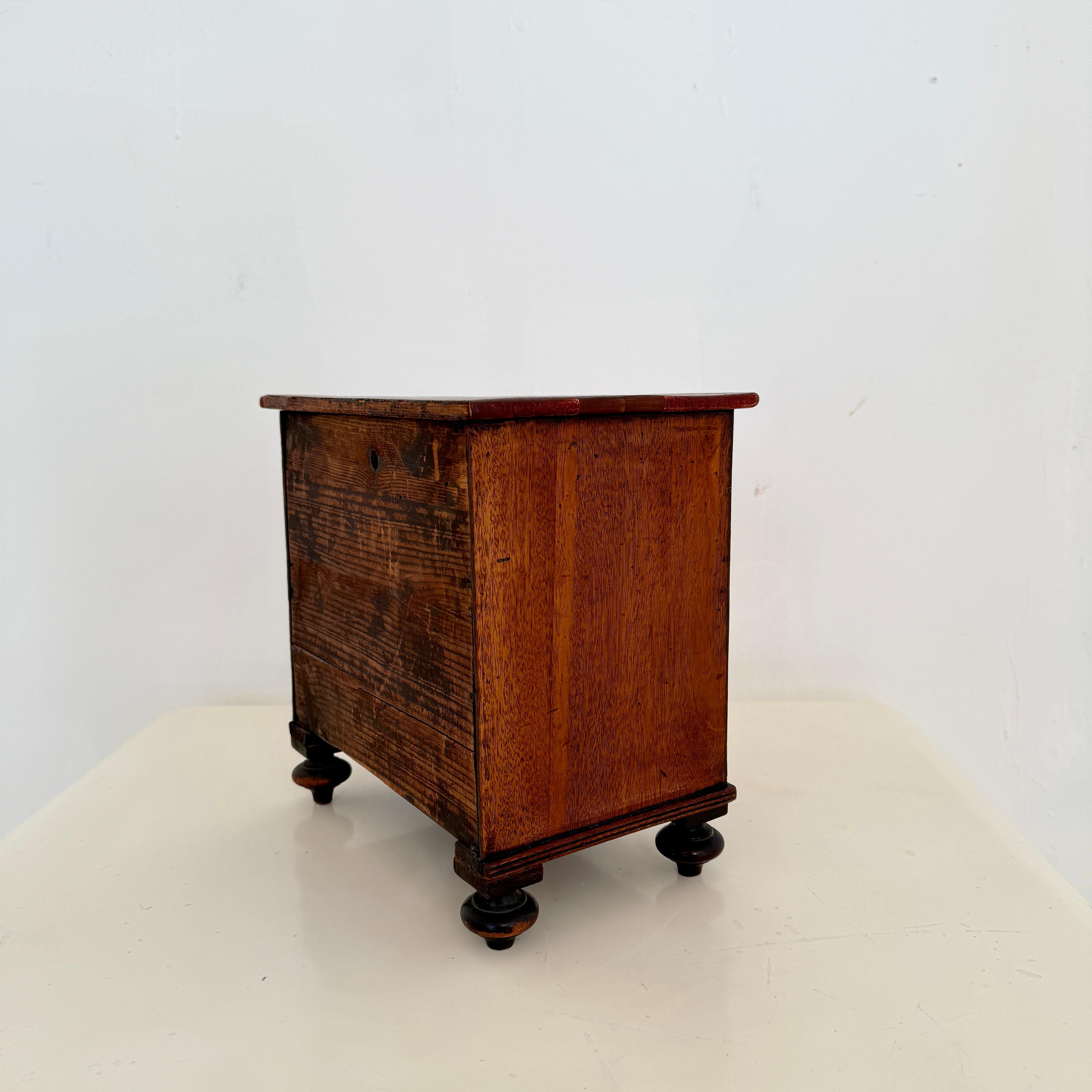 Antique 19th Century Victorian Miniature Chest of Drawers  Collectible Cabinet For Sale 1