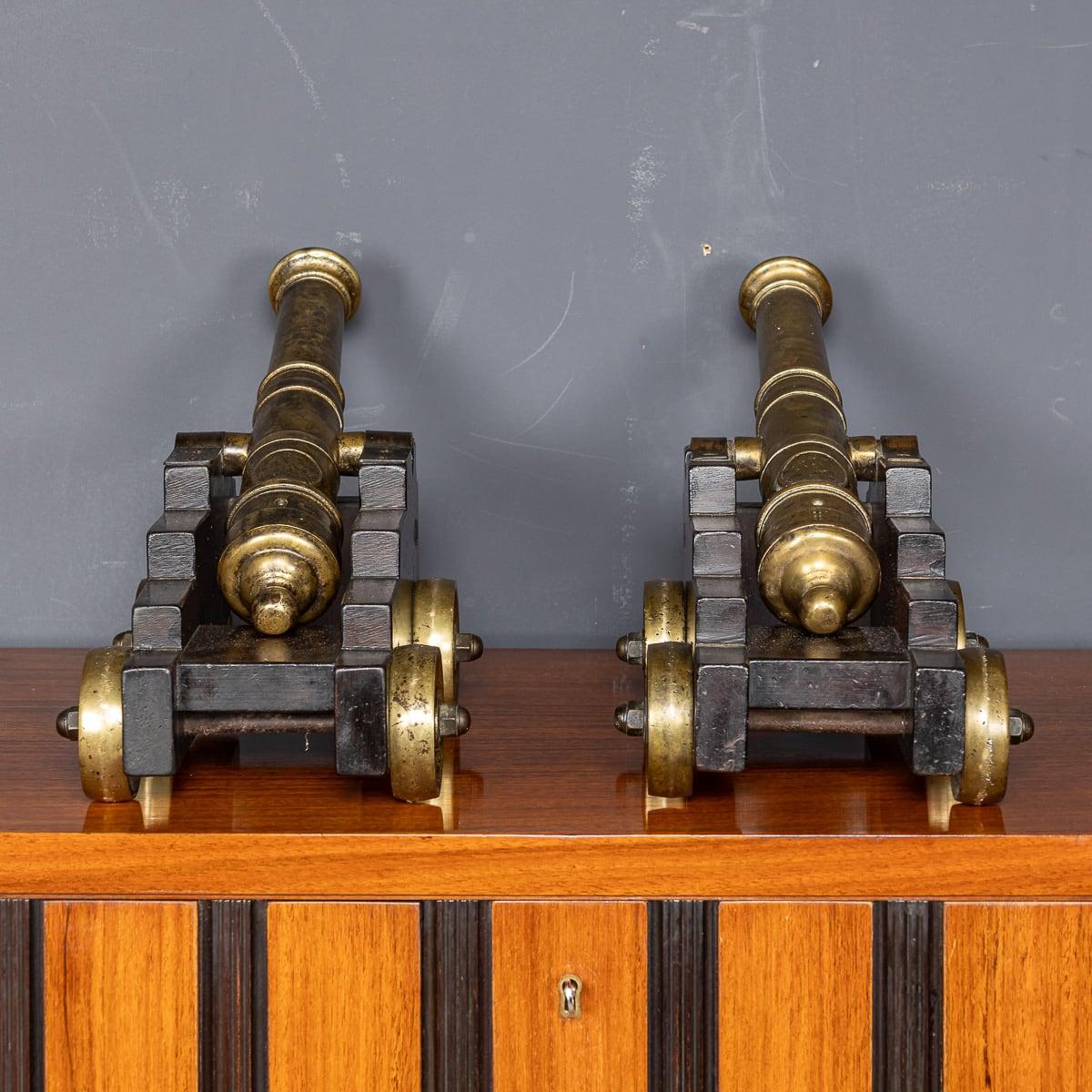 Antique 19th Century Victorian Pair Of Bronze Signal Cannons c.1890 In Good Condition In Royal Tunbridge Wells, Kent