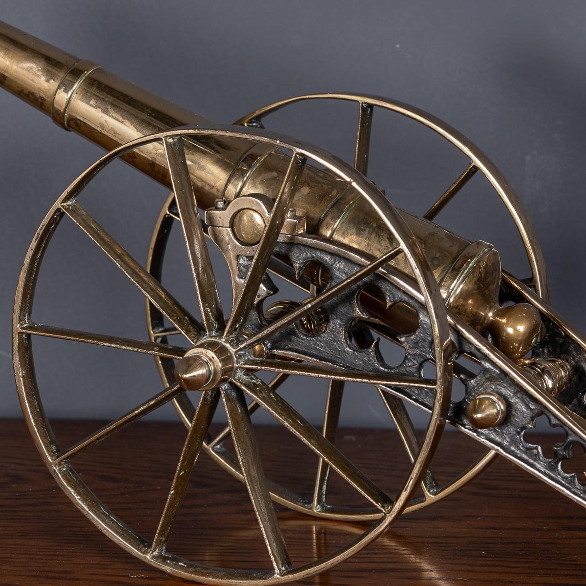 Antique 19th Century Victorian Pair Of Cast Brass Desk Cannons c.1860 For Sale 2