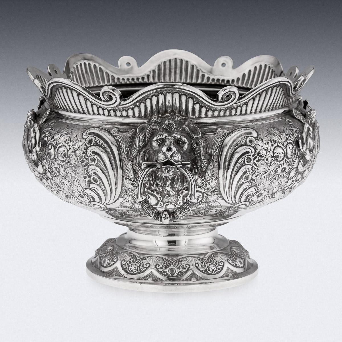 Late 19th Century Antique 19th Century Victorian Solid Silver Armada Bowl, London c.1890 For Sale