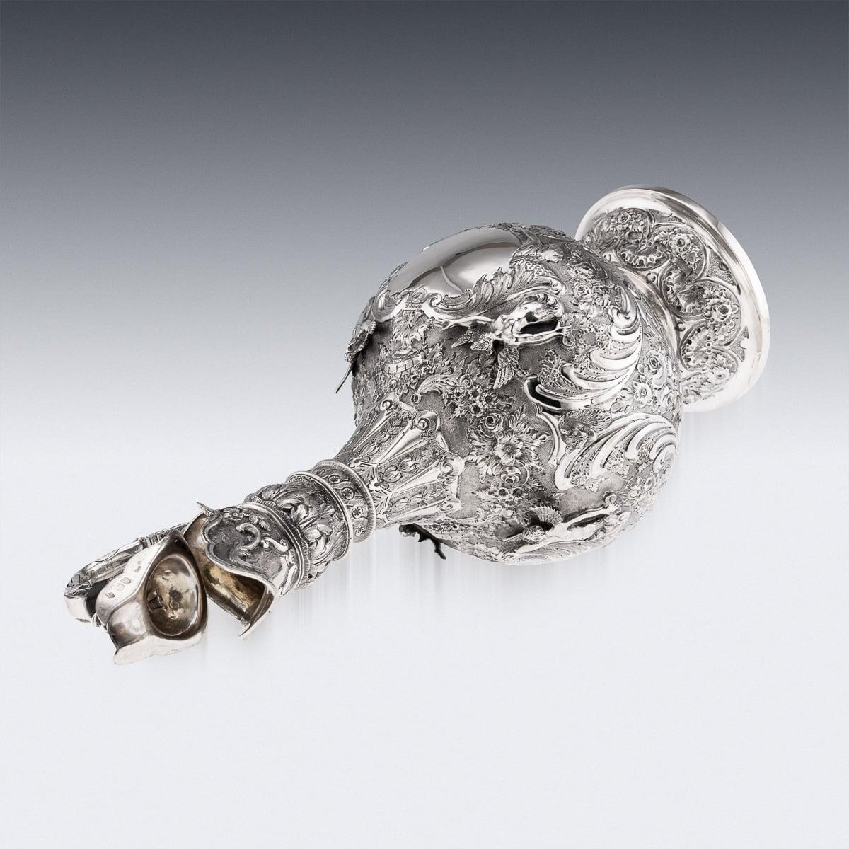 Antigua jarra victoriana del siglo XIX de plata maciza Armada, Londres c.1891 en venta 1