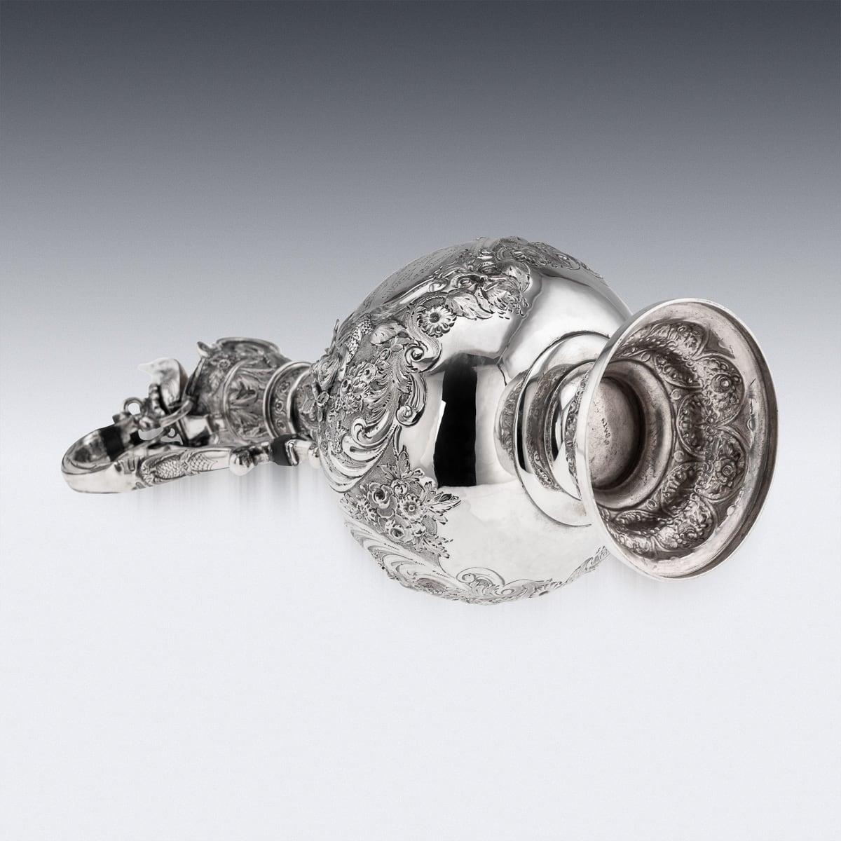 Antigua jarra victoriana del siglo XIX de plata maciza Armada, Londres c.1891 en venta 2