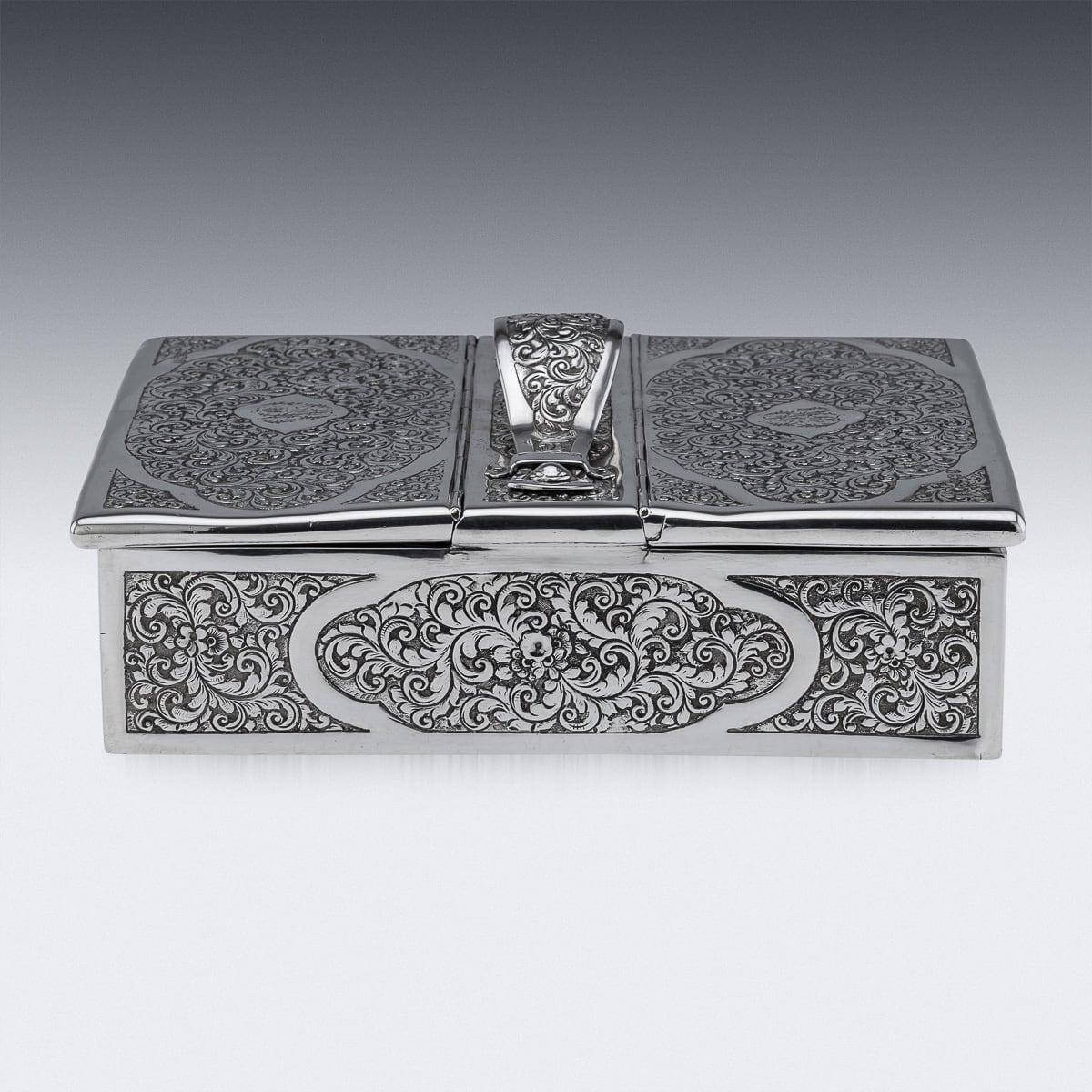 Autre Boîte à cigares victorienne du 19ème siècle en argent massif, Londres, vers 1888 en vente