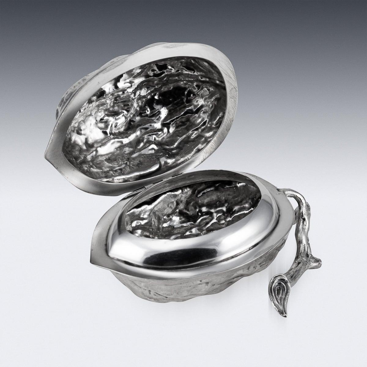 Antica zuccheriera in argento massiccio vittoriana del XIX secolo a forma di noce, 1886 ca. in vendita 1