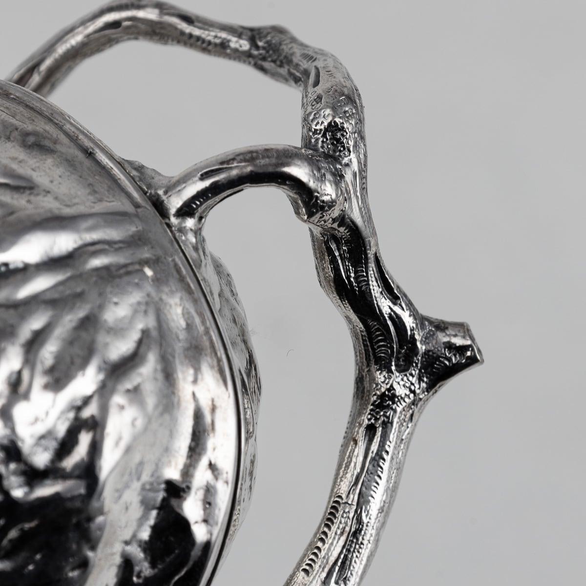 Antica zuccheriera in argento massiccio vittoriana del XIX secolo a forma di noce, 1886 ca. in vendita 3
