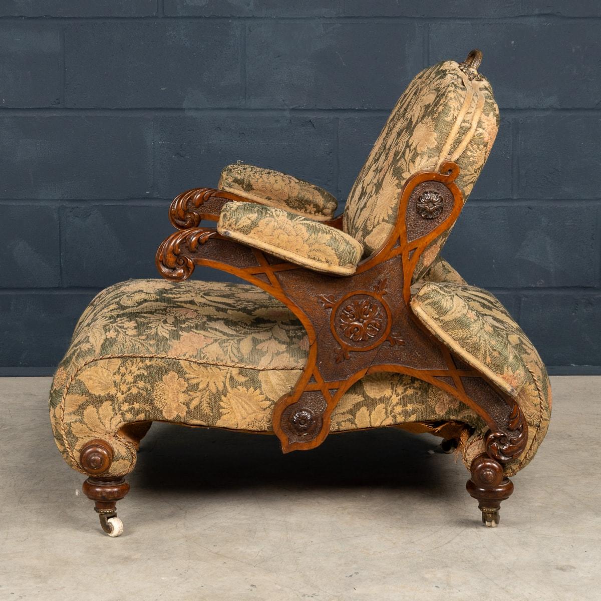 Tissu A.I.C C Ancienne chaise Pullman réversible en noyer du 19e siècle de l'époque victorienne c.1860 en vente