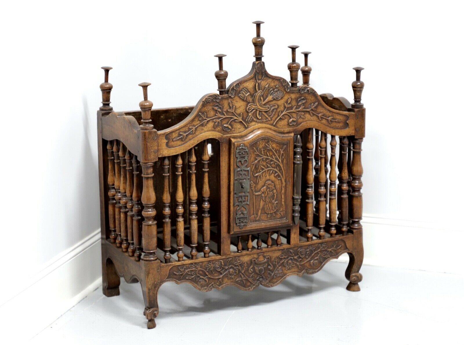 Antique 19th Century Walnut French Provincial Panetiere For Sale 7
