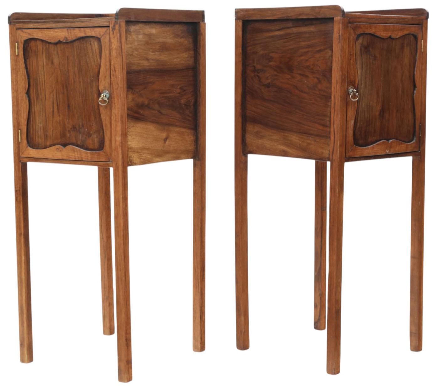 Ancienne paire de tables de chevet à plateau en noyer du XIXe siècle Tables de nuit de qualité en vente 8