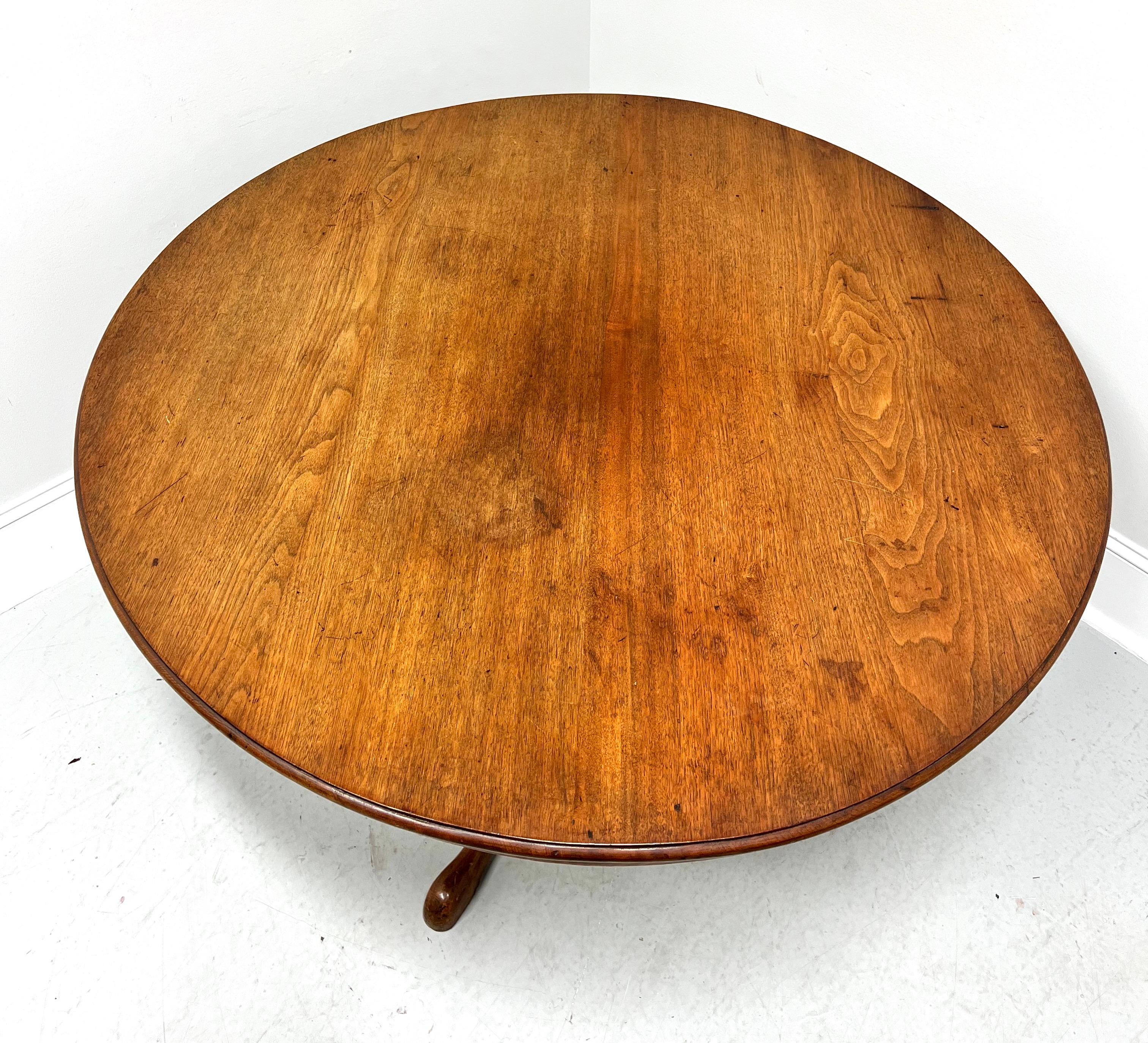 Queen Anne Antique 19th Century Walnut Round Tilt-Top Dining Table w/ Tripod Pedestal Base