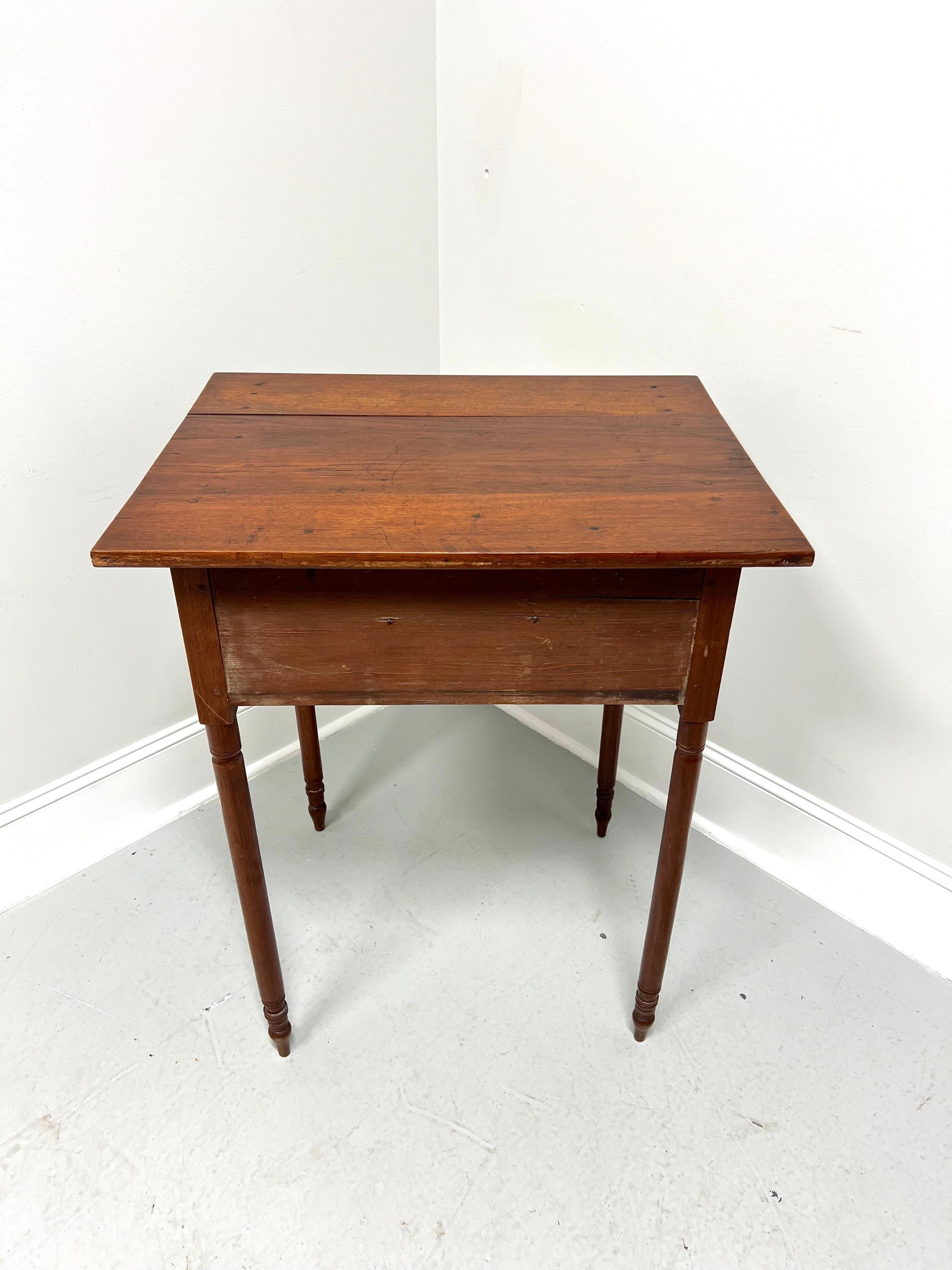 Antique 19th Century Walnut Single Drawer Accent Table on Turned Legs In Good Condition For Sale In Charlotte, NC