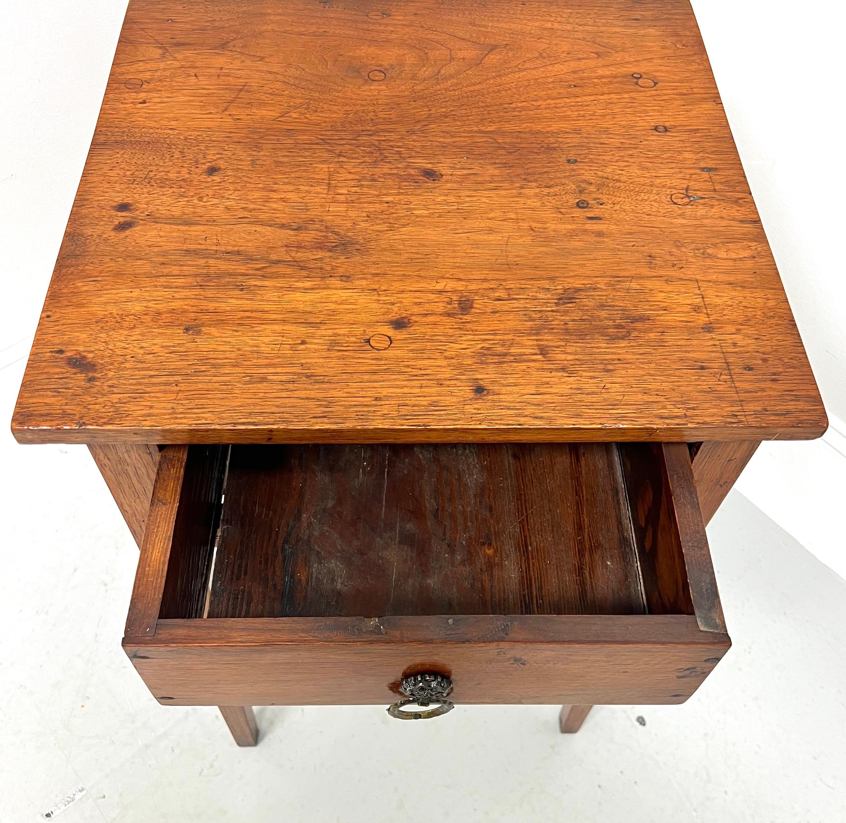 Antique 19th Century Walnut Single Drawer Side Table with Tapered Legs 1