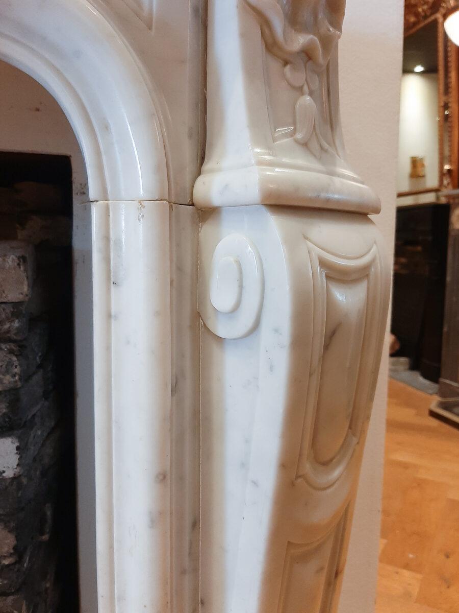 Antique 19th Century White Carrara Marble French Trois Coquilles Fireplace 3