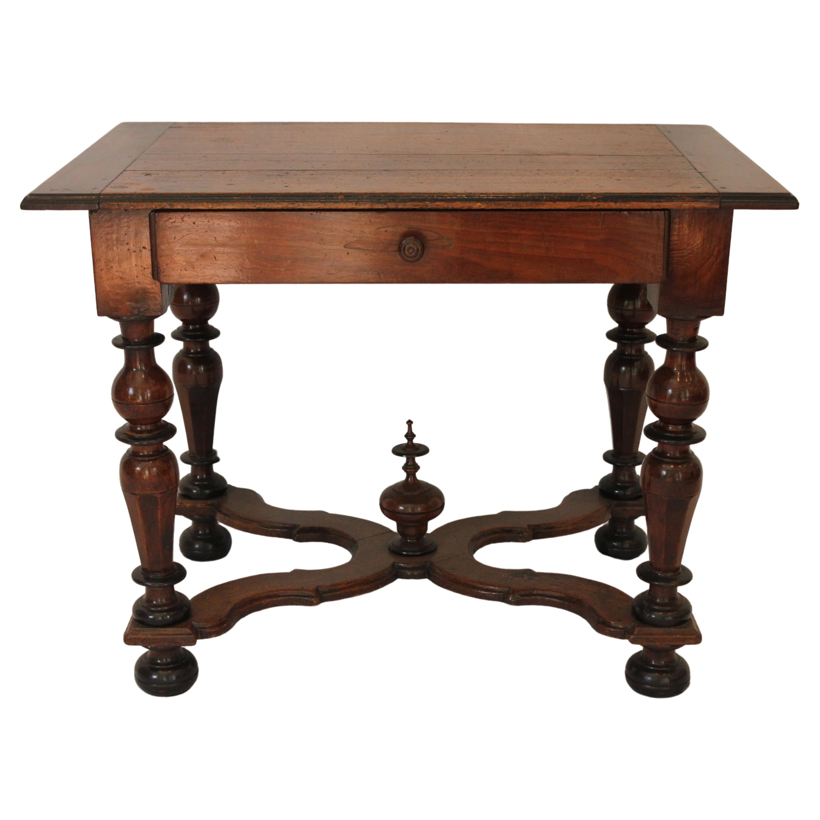 Antique 19th Century William & Mary Style Walnut Library Table With Drawer For Sale