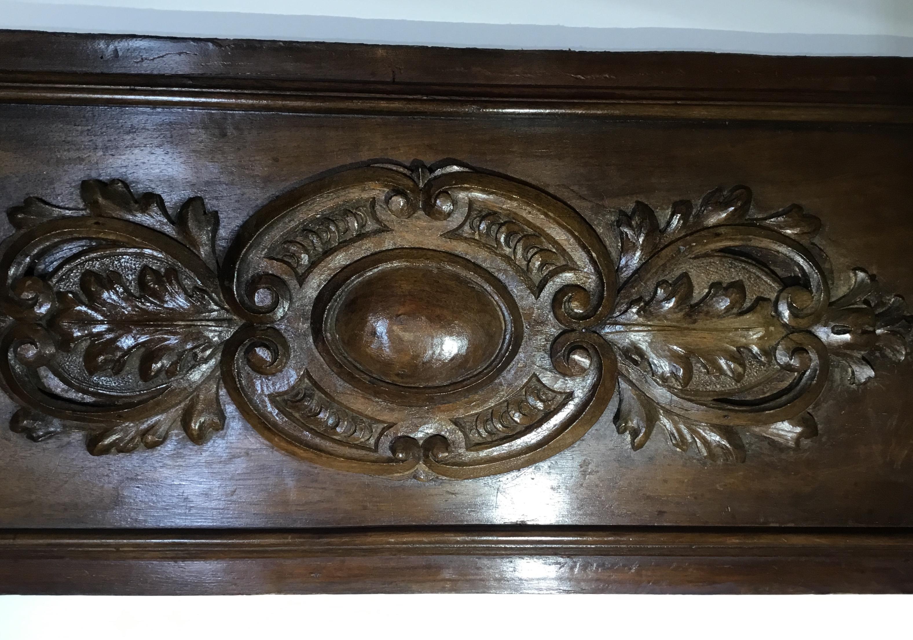 Antique 19th Century Wood Hand Carving Wall Hanging In Good Condition In Delray Beach, FL