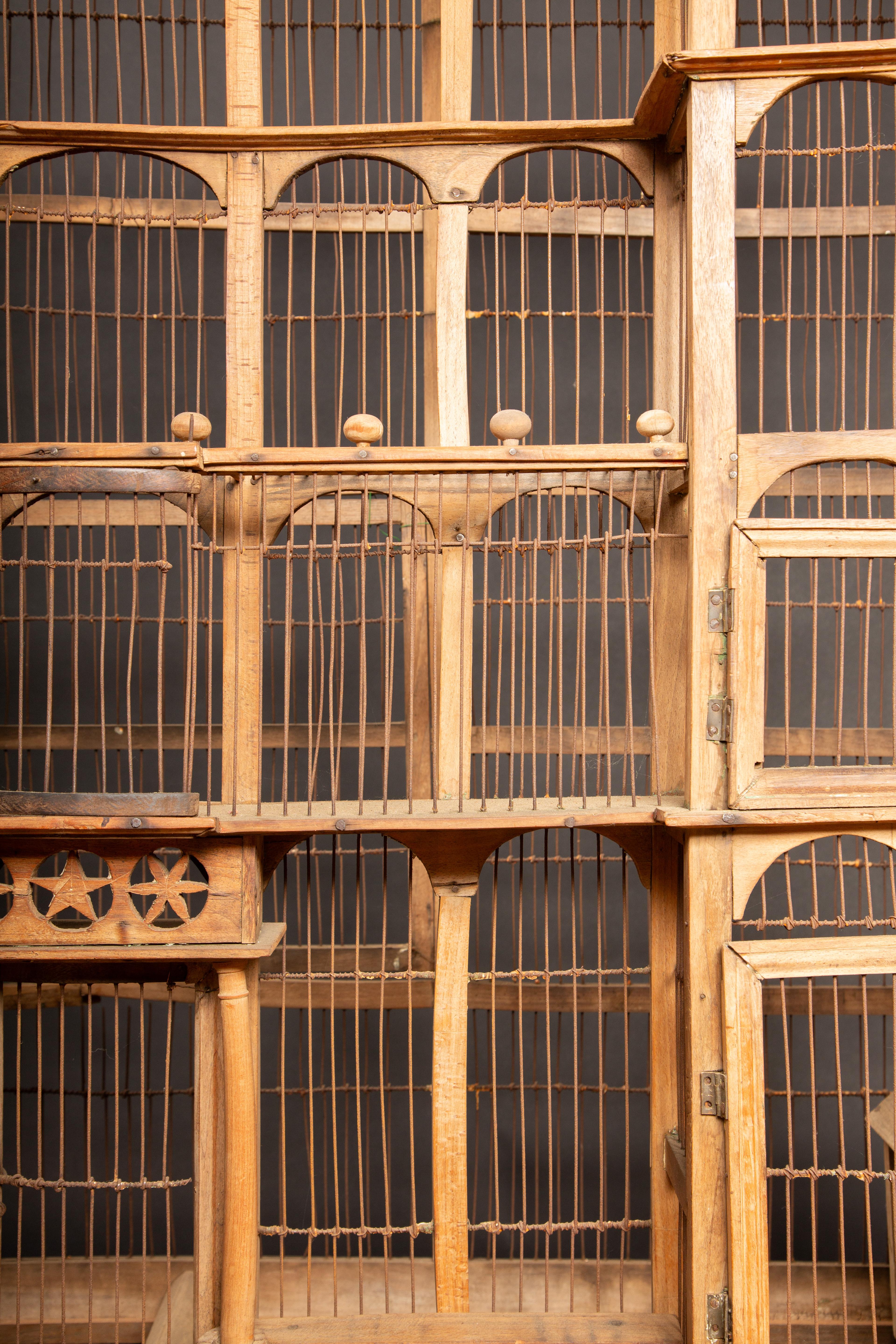 Antique 19th Century Wood & Wire Manor House Bird Cage: Timeless Elegance For Sale 7