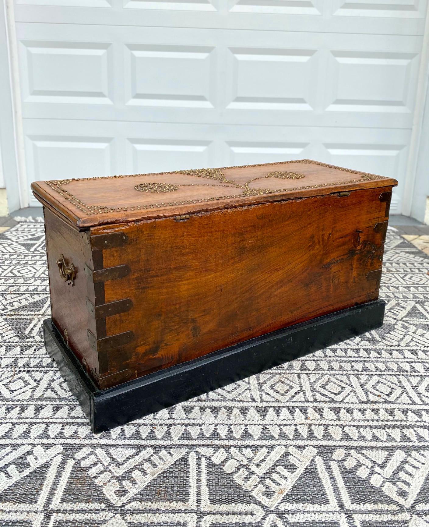 Antique Zanzibar Chest in Teak Wood with Brass Overlay and Studs For Sale 4