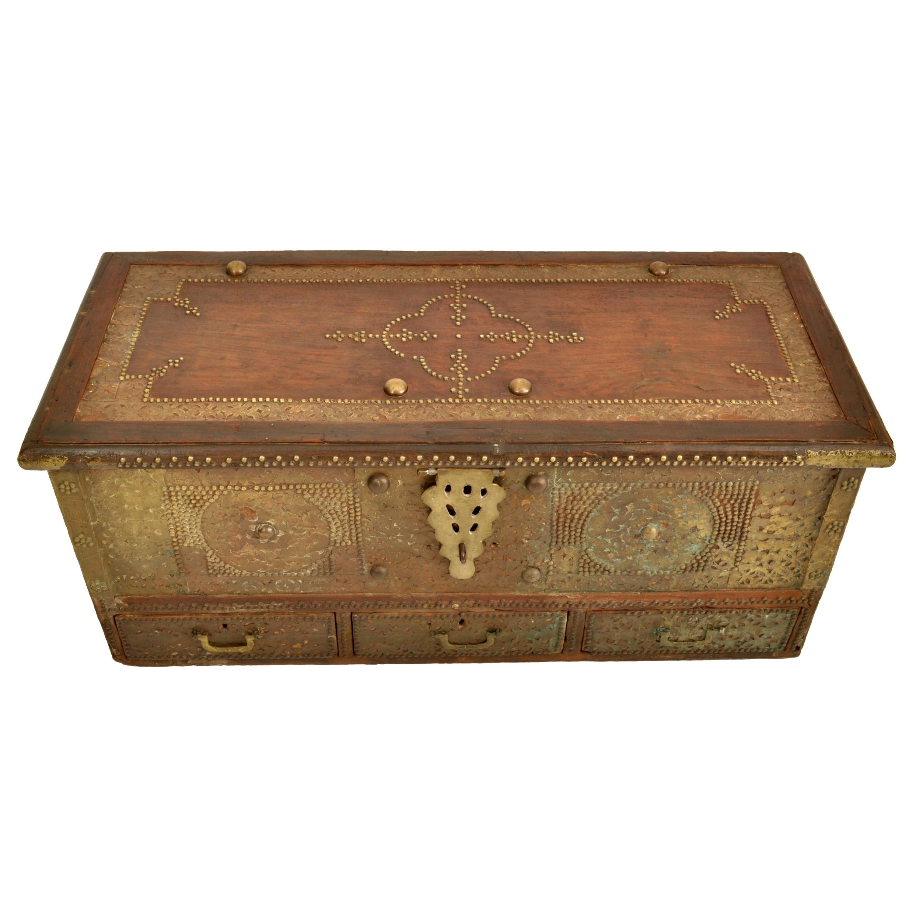 zanzibar dowry chest