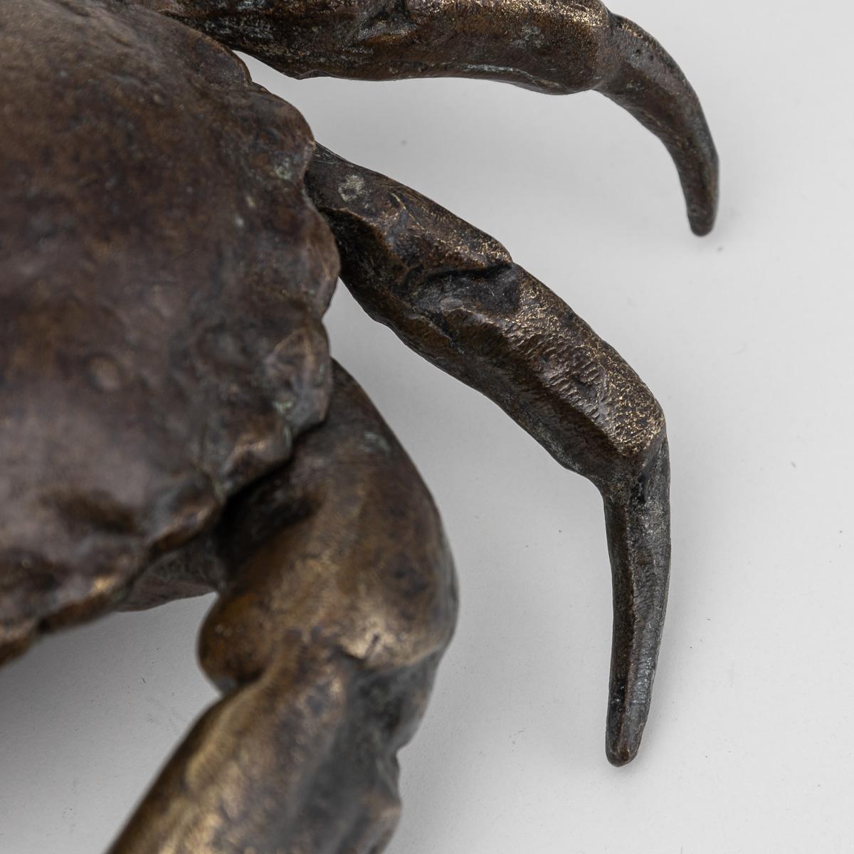Ancienne boîte à caviar en bronze victorienne en forme de crabe du 19e siècle c.1885 en vente 8