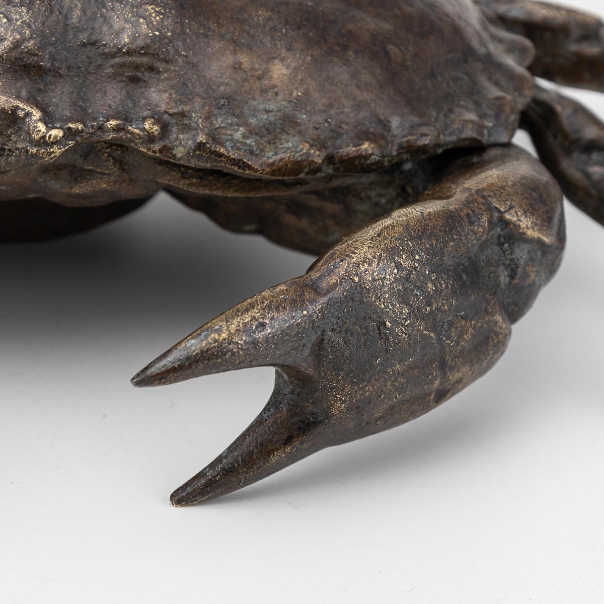 Ancienne boîte à caviar en bronze victorienne en forme de crabe du 19e siècle c.1885 en vente 1