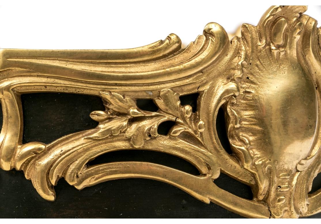 XIXe siècle Jardinière ancienne à trois pieds en bronze et cuivre du 19ème siècle en vente