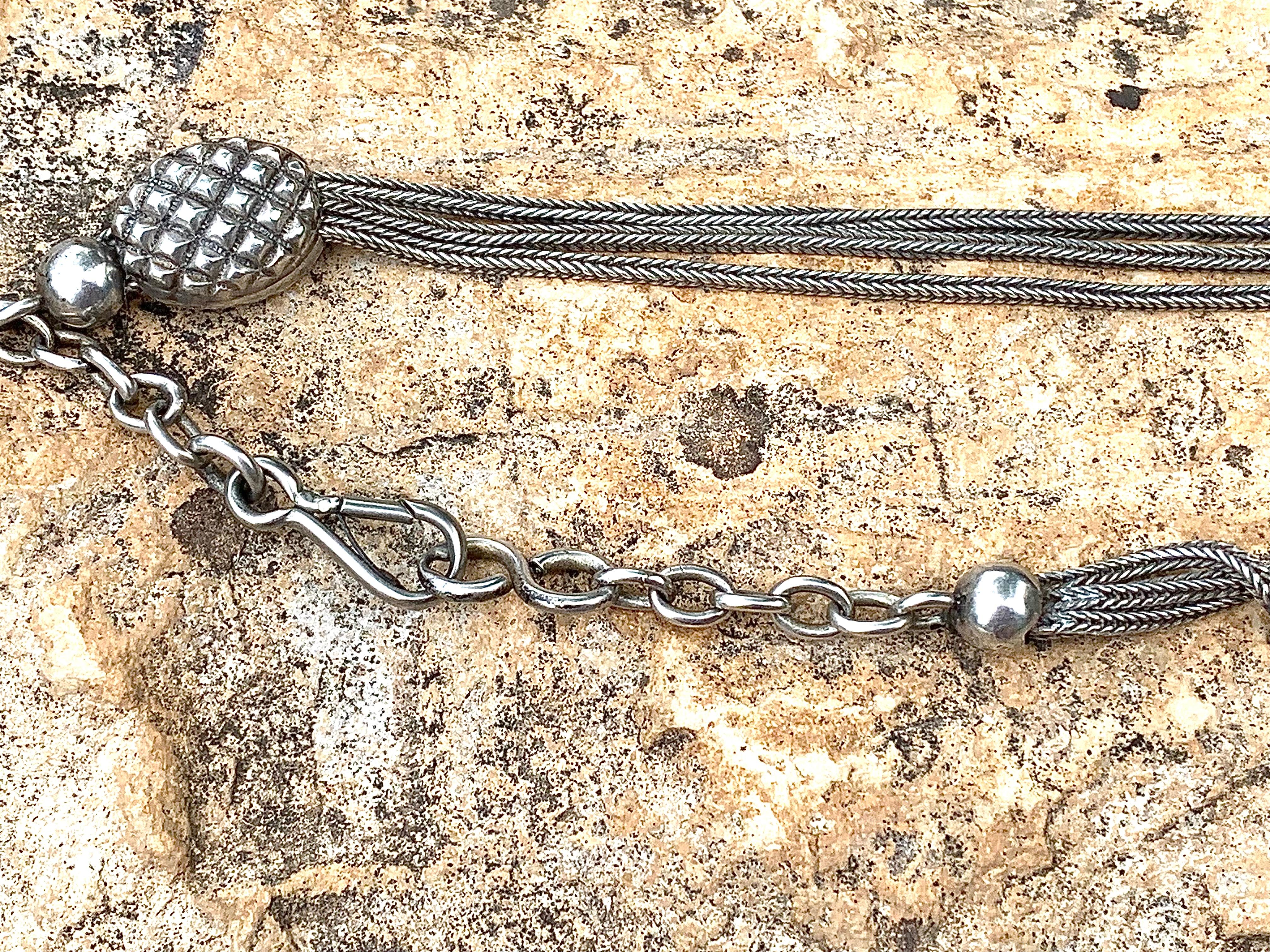 Antiquité 19ème siècle Français Gentleman Silver Watch Chain Waist Coat Ornament Pour hommes en vente