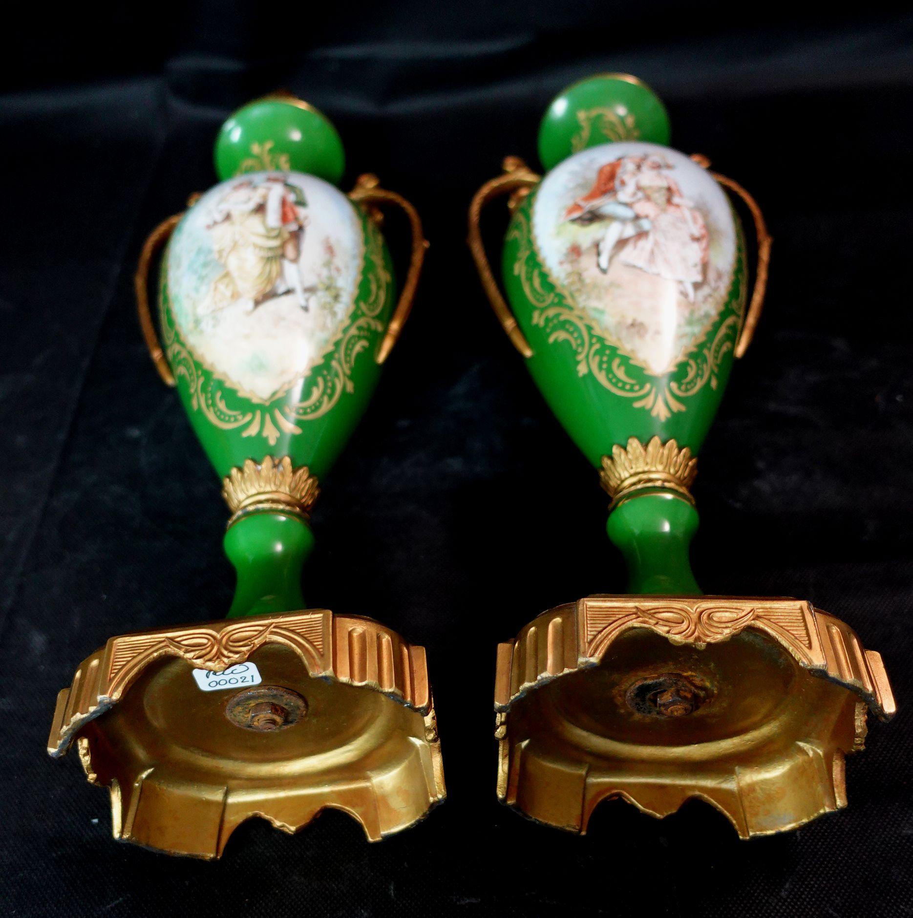 Antique 19th Matching Green Bolted Urns with Amorous Cenes, Ric00021 For Sale 8