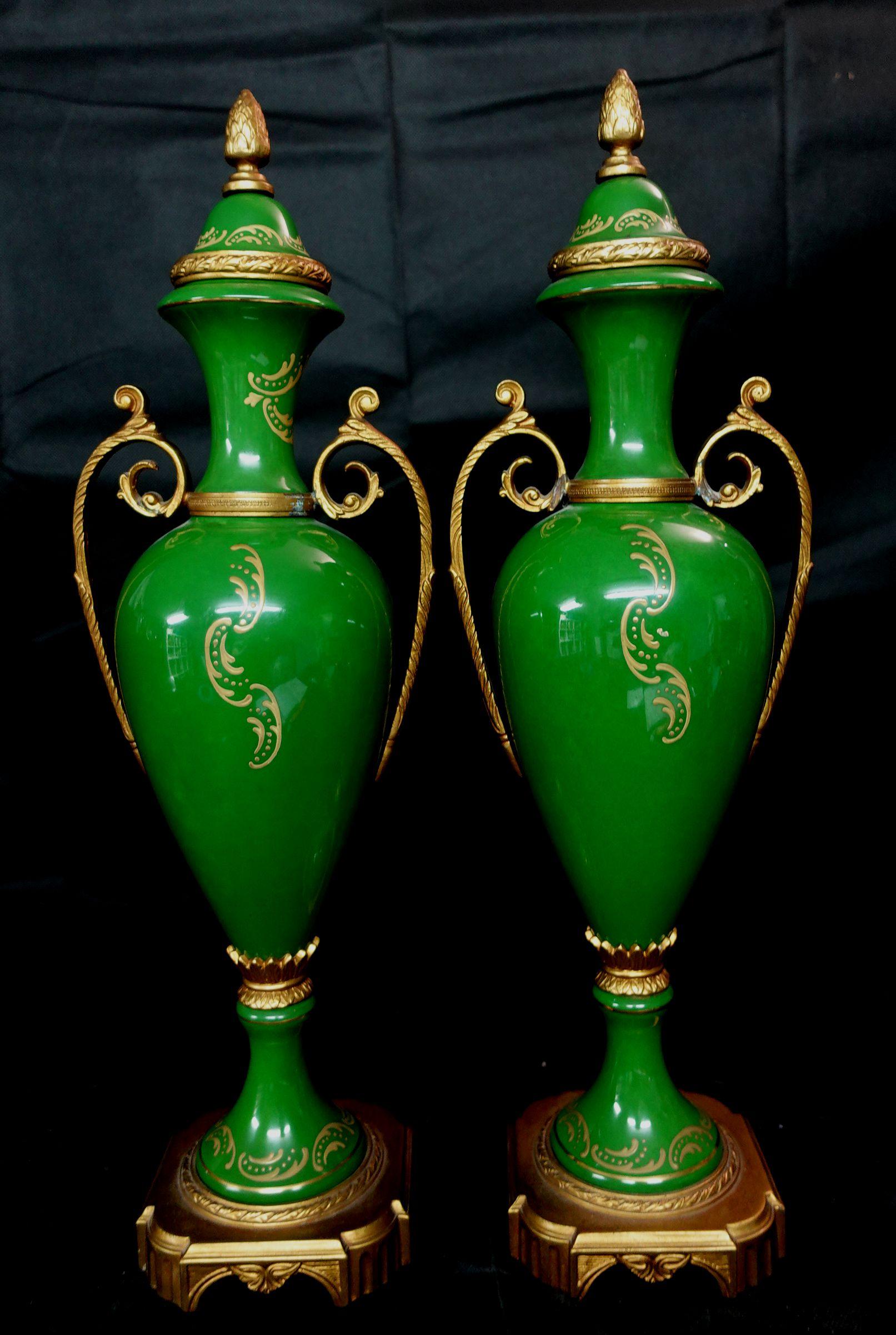 Hand-Painted Antique 19th Matching Green Bolted Urns with Amorous Cenes, Ric00021 For Sale